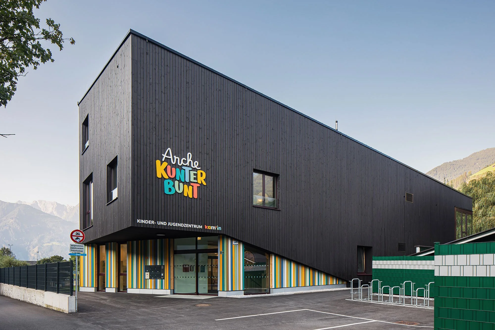 Kindergarten Schwendau, Schwendau, Studio 23 Architektur, Christian Flatscher, Architekturfotografie, Fotografie, Architektur, Tirol