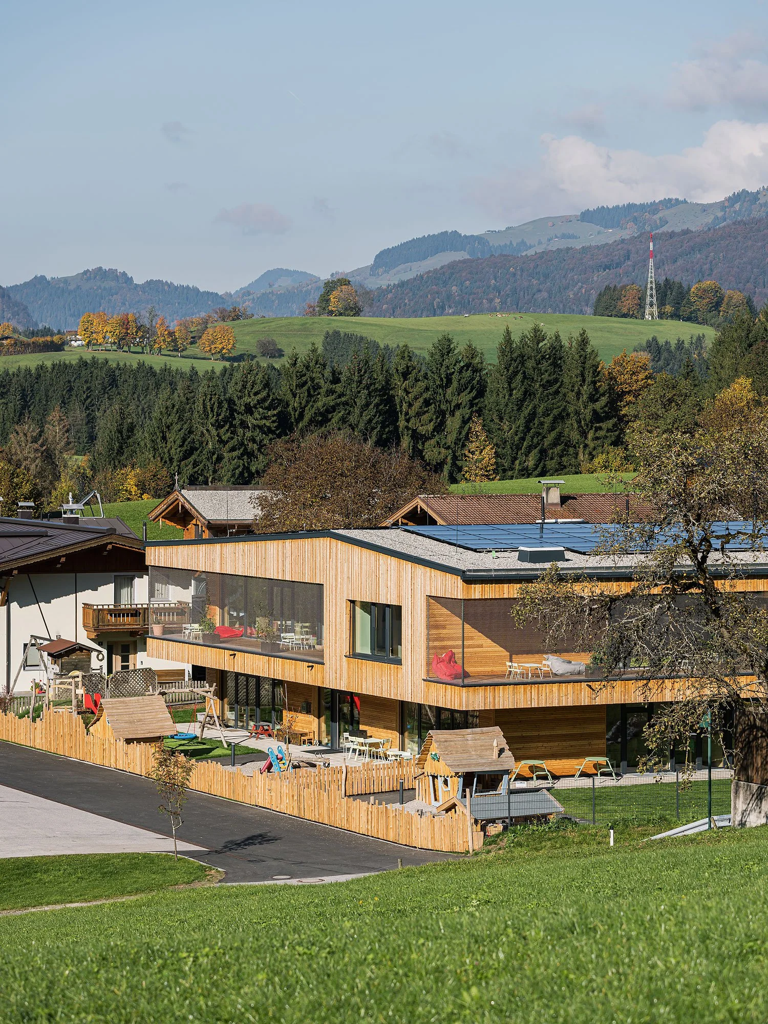 Haus des Kindes, Schwendt, Heinlein Zierl Architekten, Michael Heinlein, Alois Zierl, Christian Flatscher, Architekturfotografie, Fotografie, Architektur, Tirol