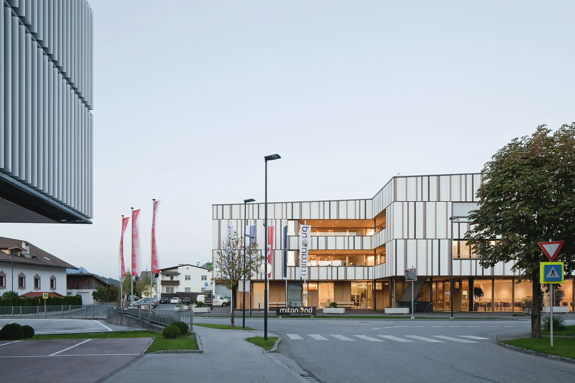 Sozialzentrum Kundl, Kundl, Bruno Moser, Moser Kleon Architekten, Christian Flatscher, Architekturfotografie, Fotografie, Architektur, Tirol