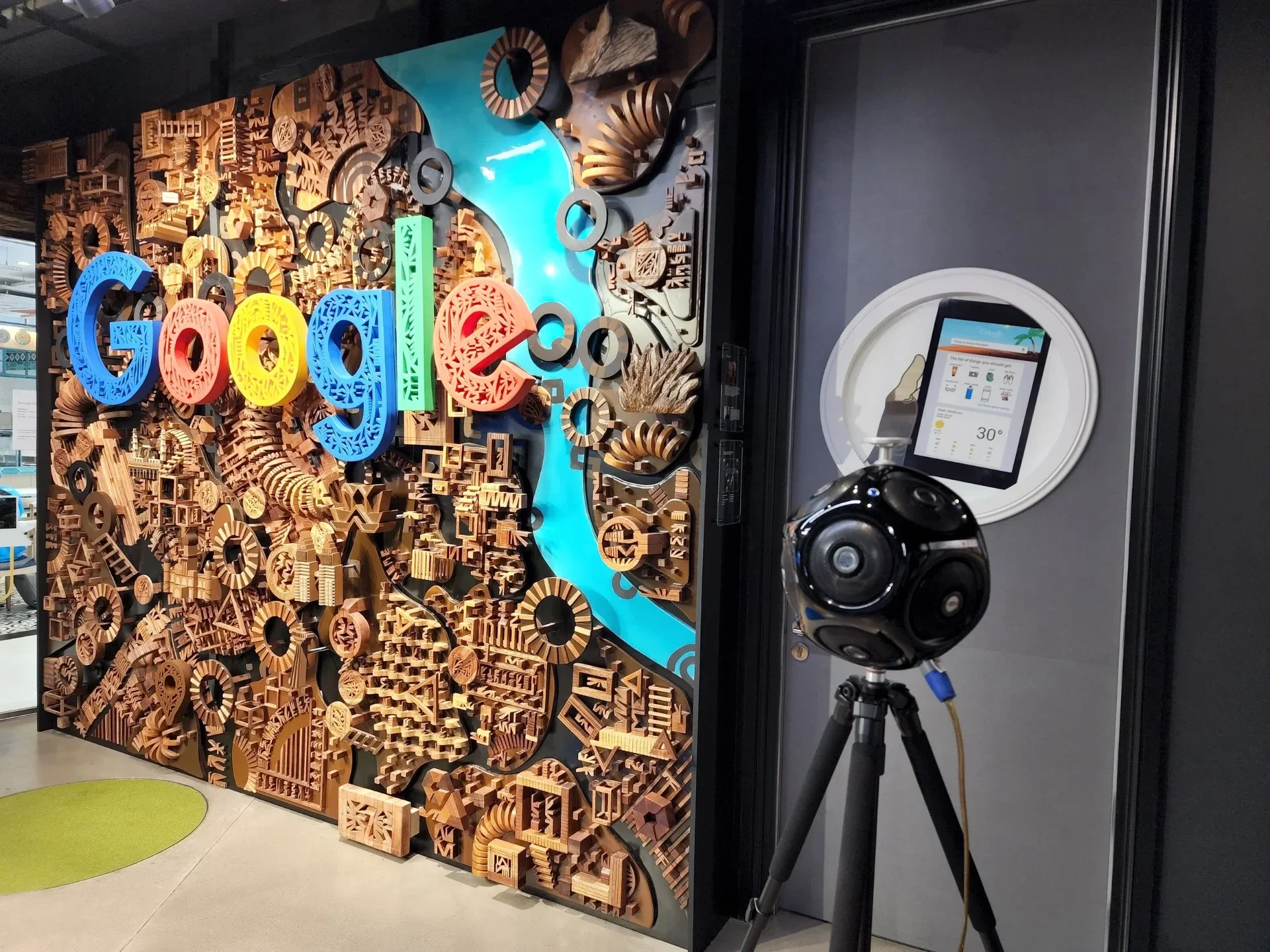Dodecahedron omnidirectional sound source on a tripod positioned in Google office during acoustic testing