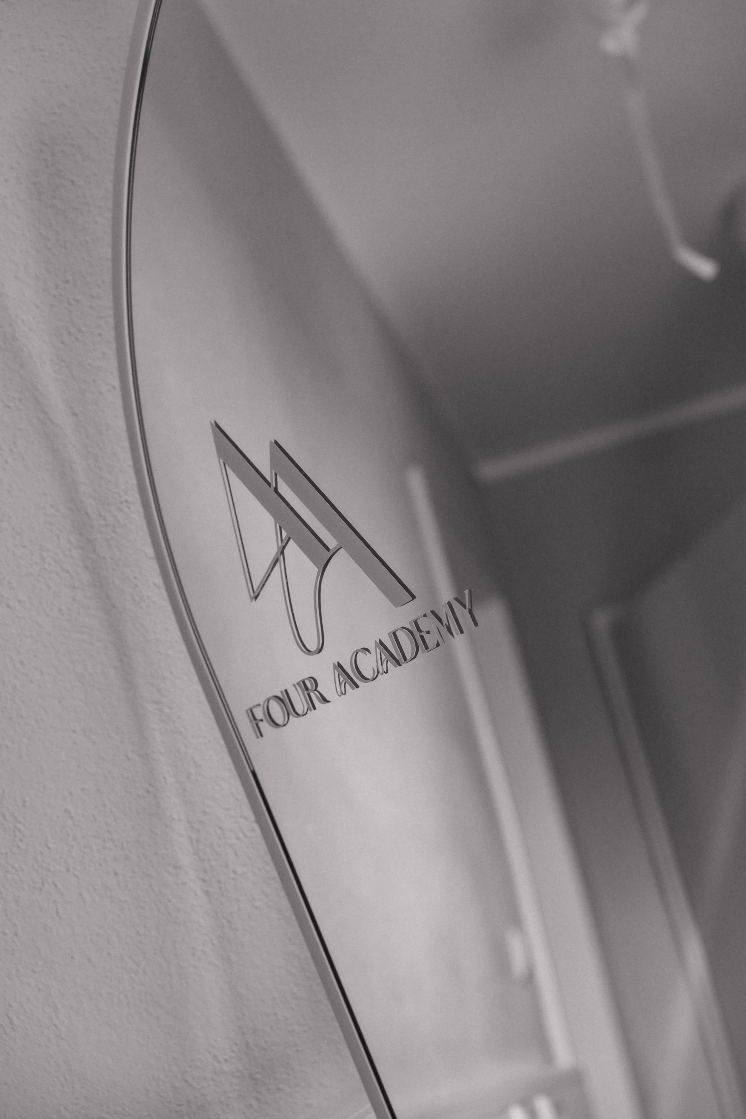 Grand Opening der FOUR Academy in Eislingen: Ein starker Start für Beauty &amp; Styling