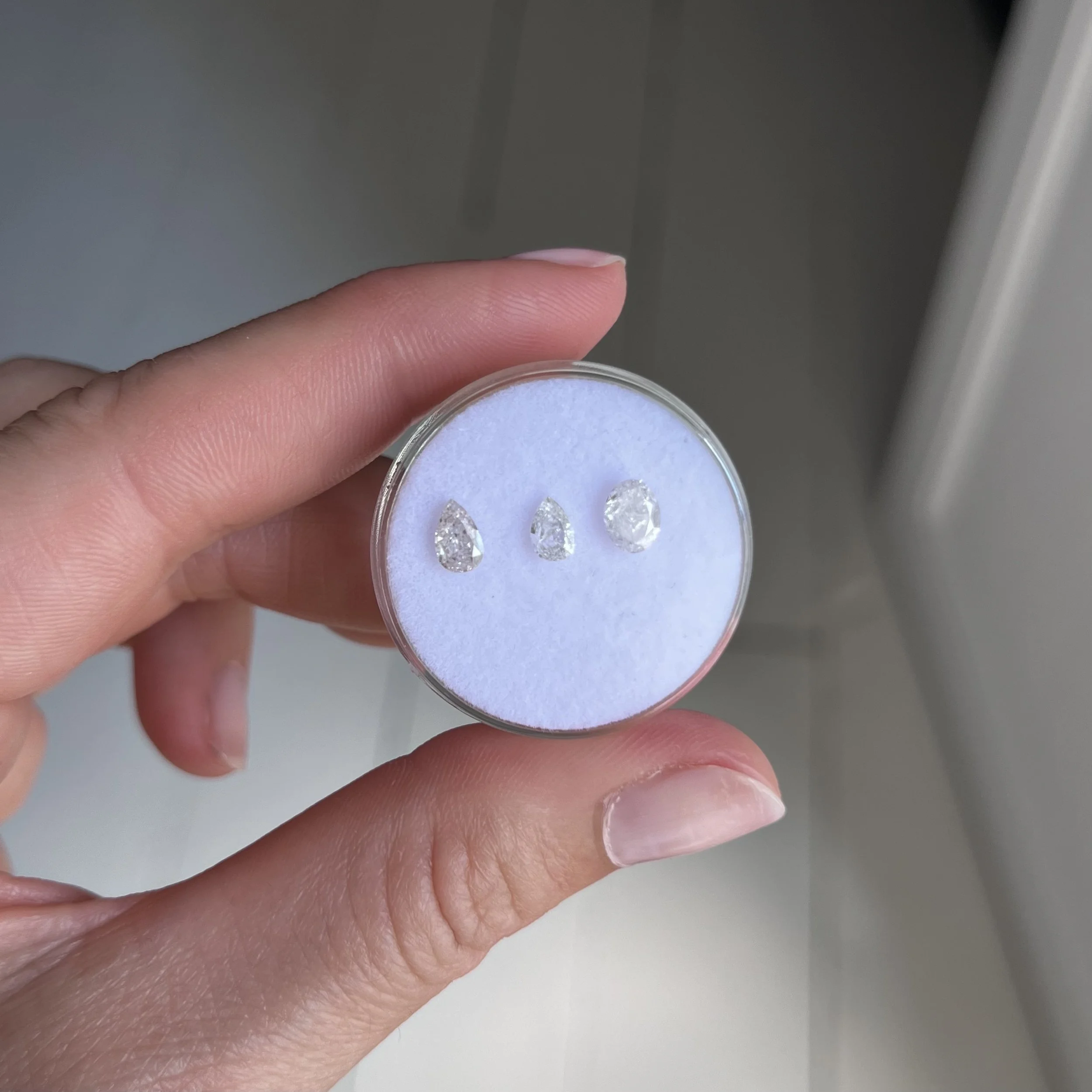 Salt-and-pepper diamonds