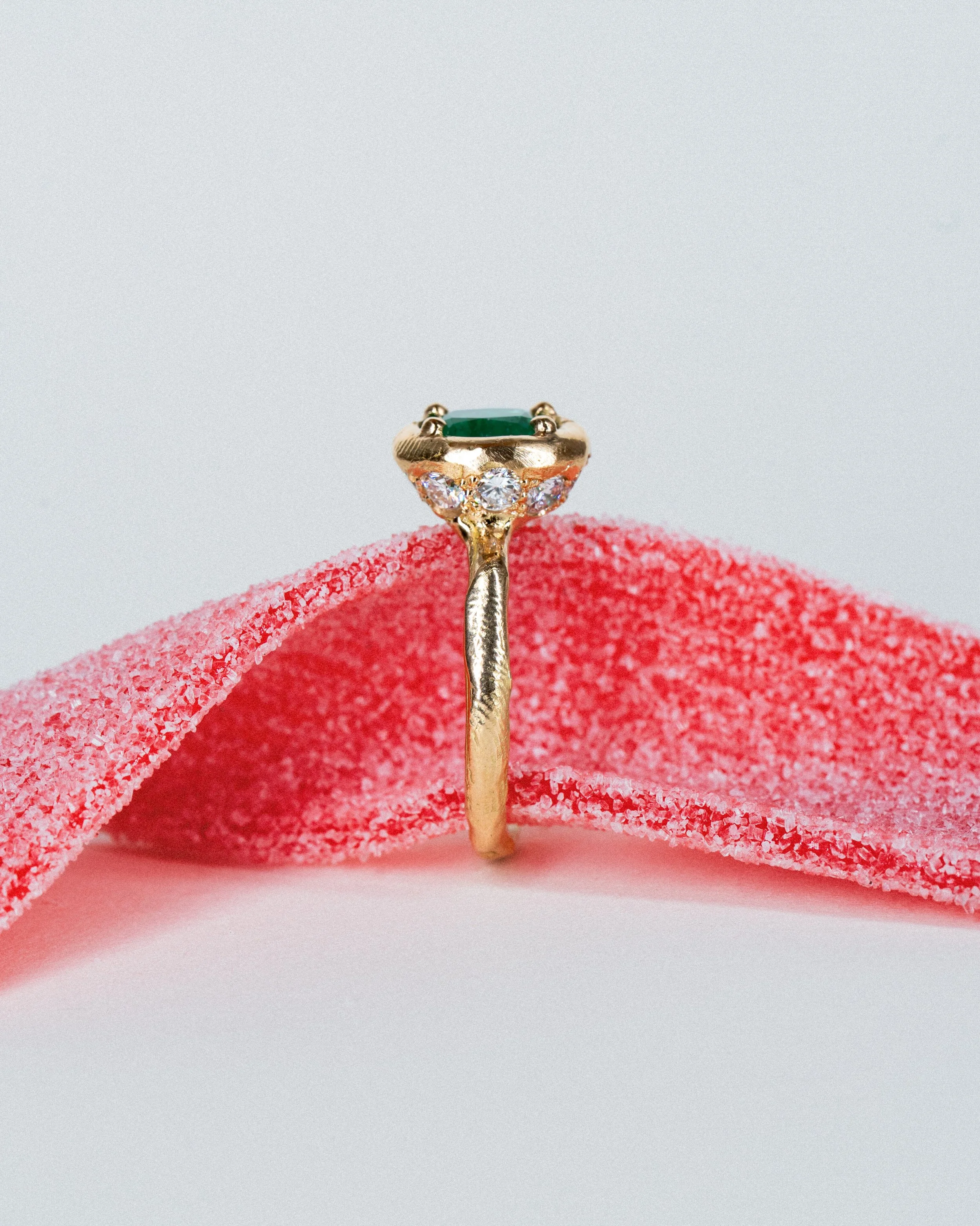 Emerald-and-Diamond-Diva-Ring-anaisc-6.JPG