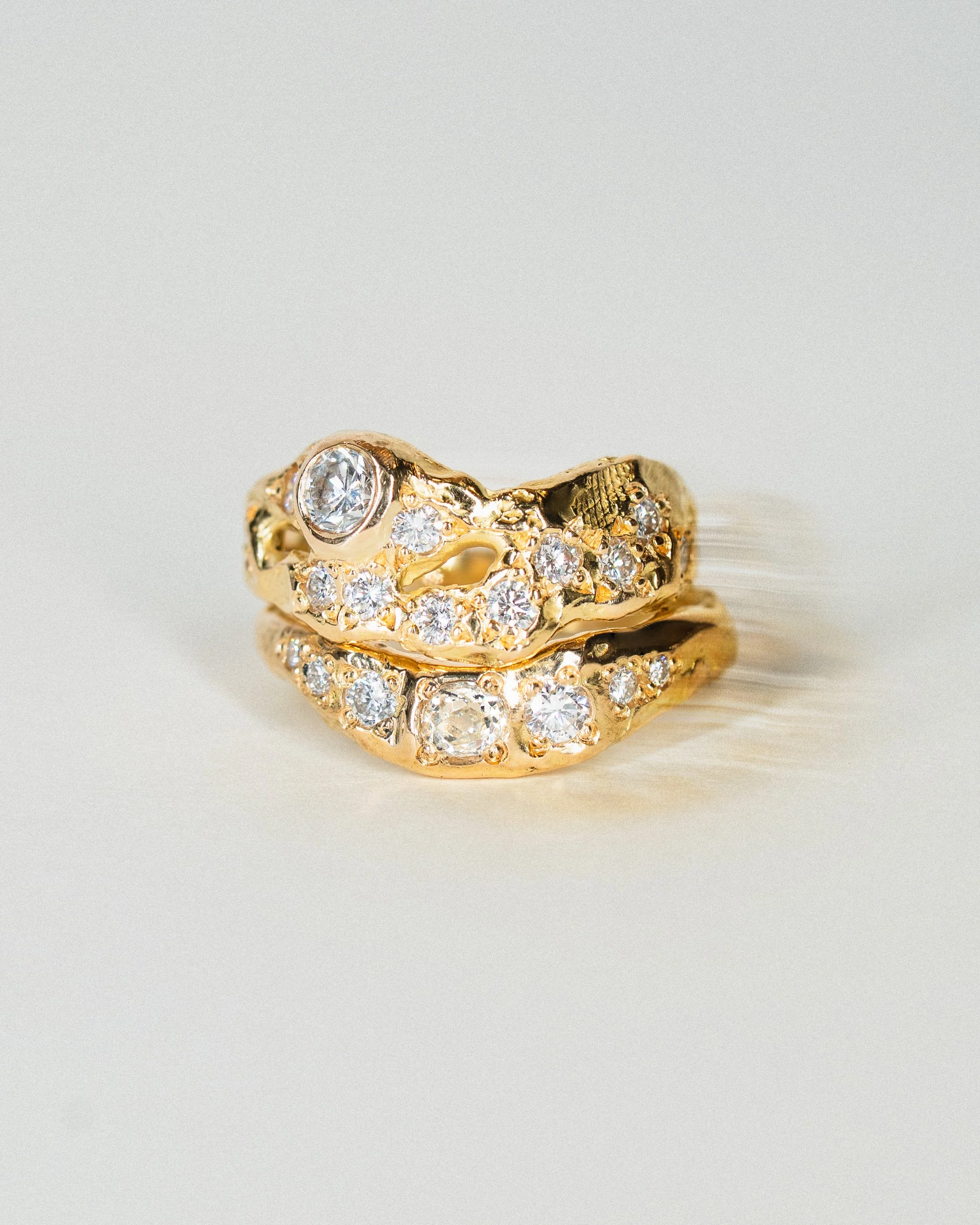duo-ring-cliff-wave-diamonds-gold-anaisc-3.jpg
