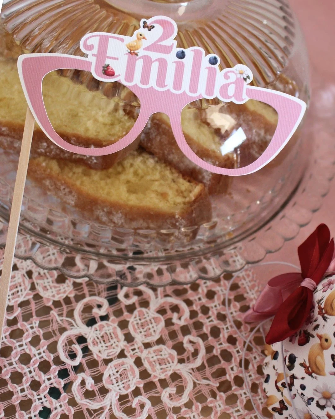 Accessori photo booth personalizzati per festa di compleanno.