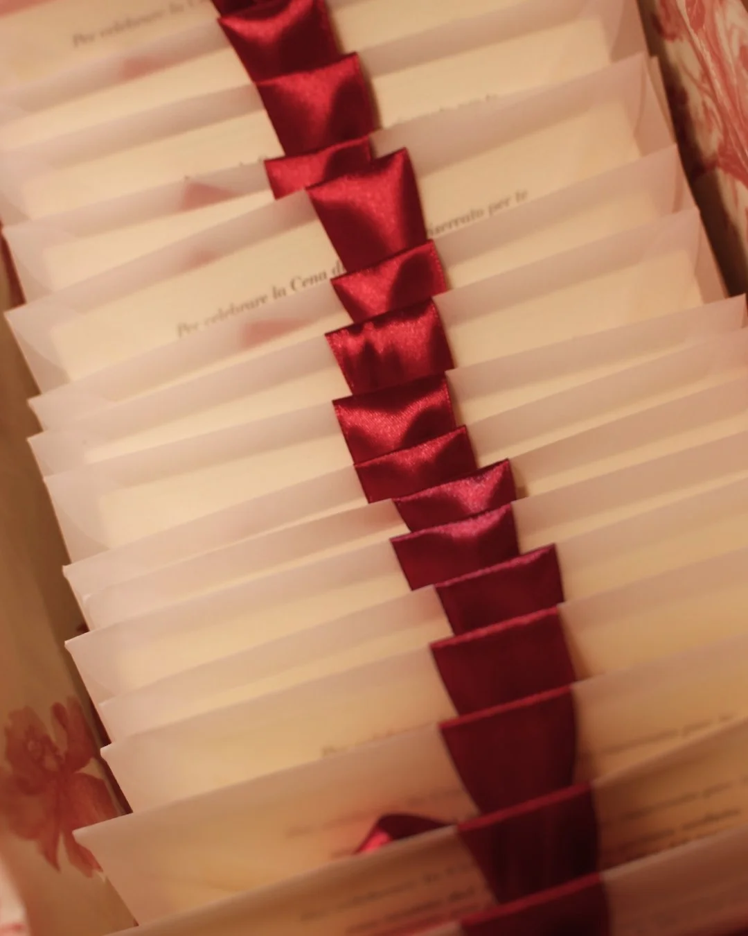 Inviti di Natale personalizzati, realizzati a mano e curati nei dettagli.