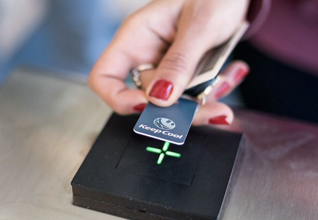 badge horizontal.png