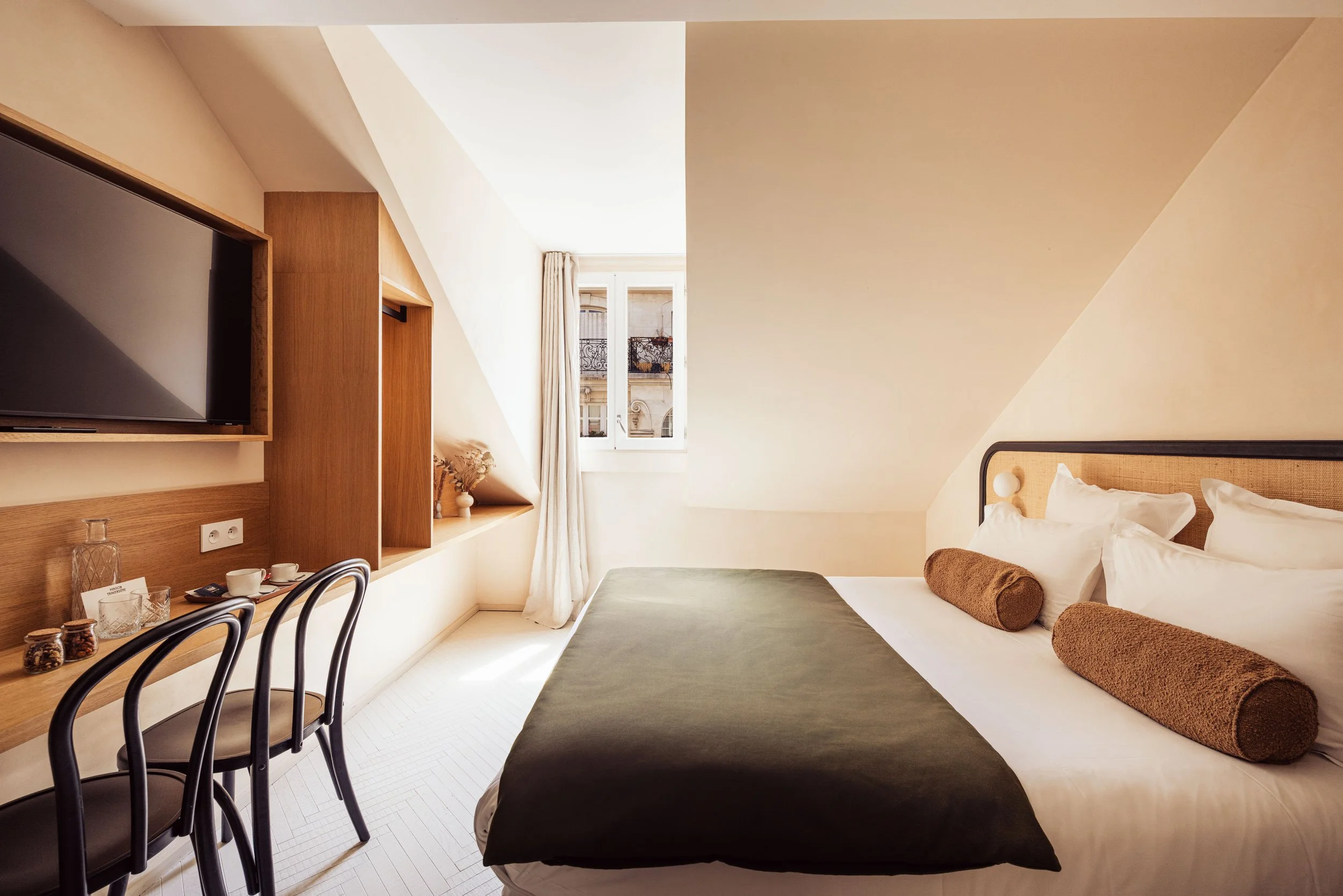 La Grande Parisienne room at Maison Traversière