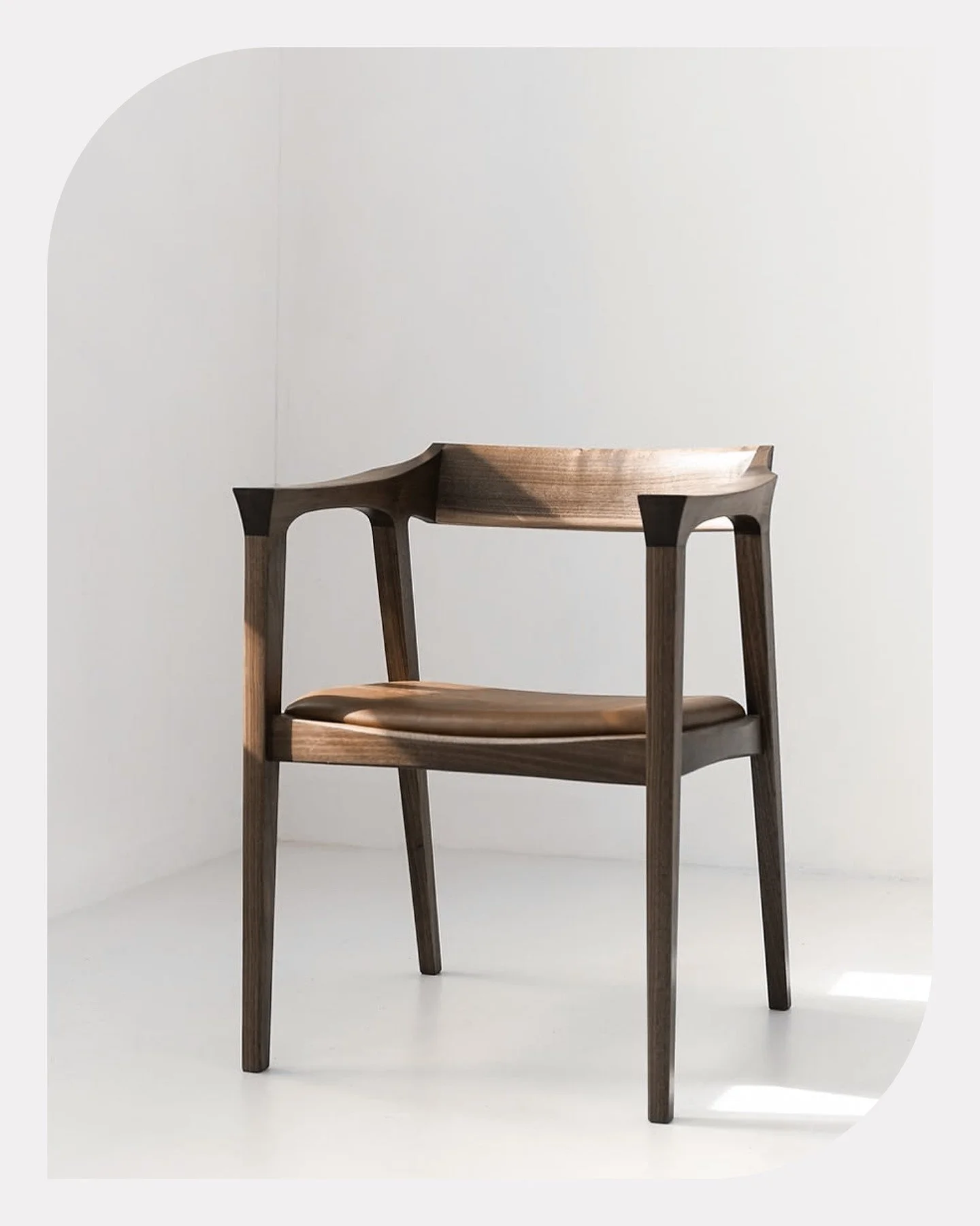 Taking inspiration from Kobeomsuk, the Hanok Eaves Chair embodies the aesthetics of Korea, emphasising the natural beauty of the material, proportionality and restraint. A perfect addition in creating a sense of place for our South Korea project.

#i
