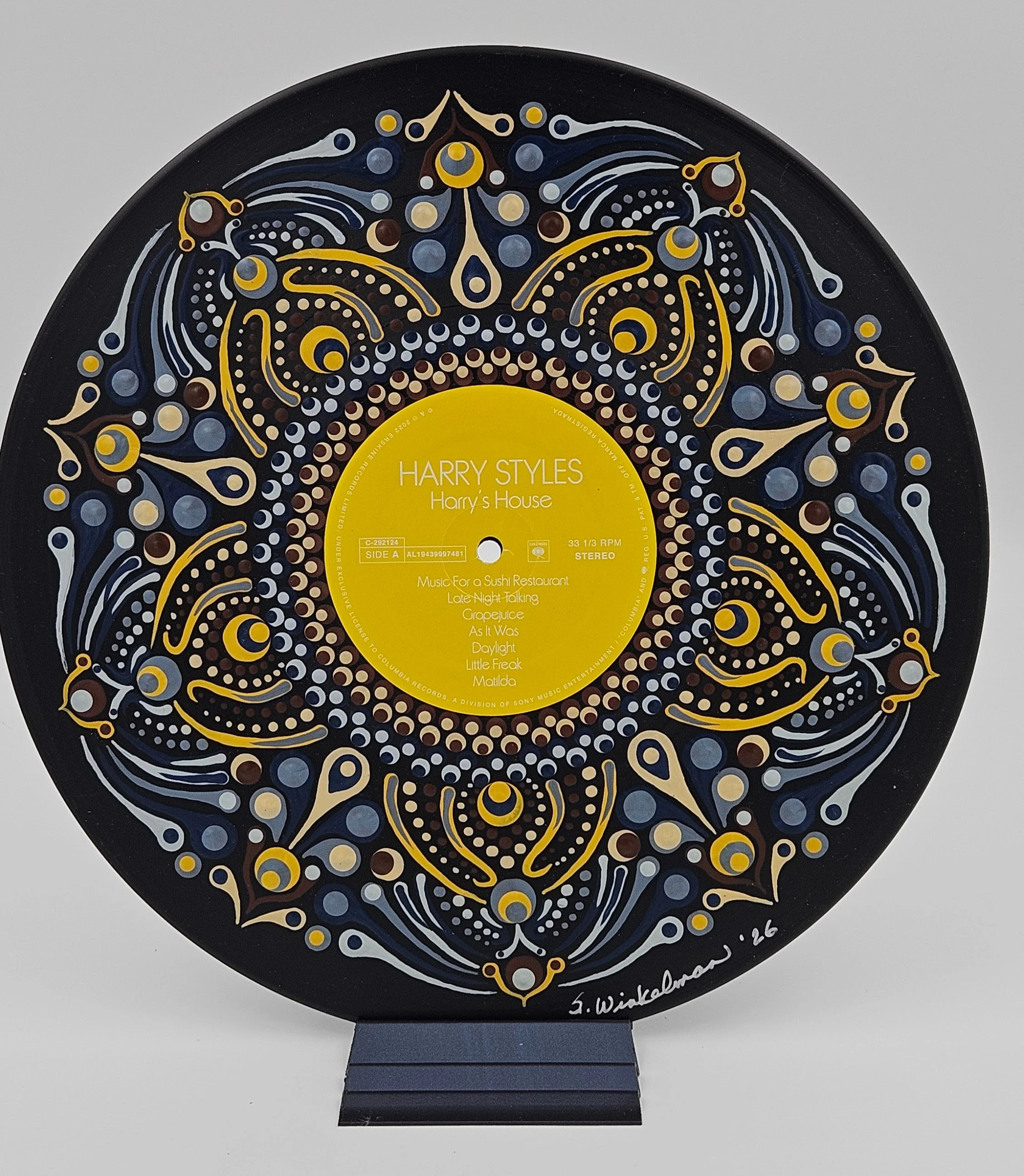 Harry Styles – Harry’s House | Hand-Painted Vinyl Record Wall Art