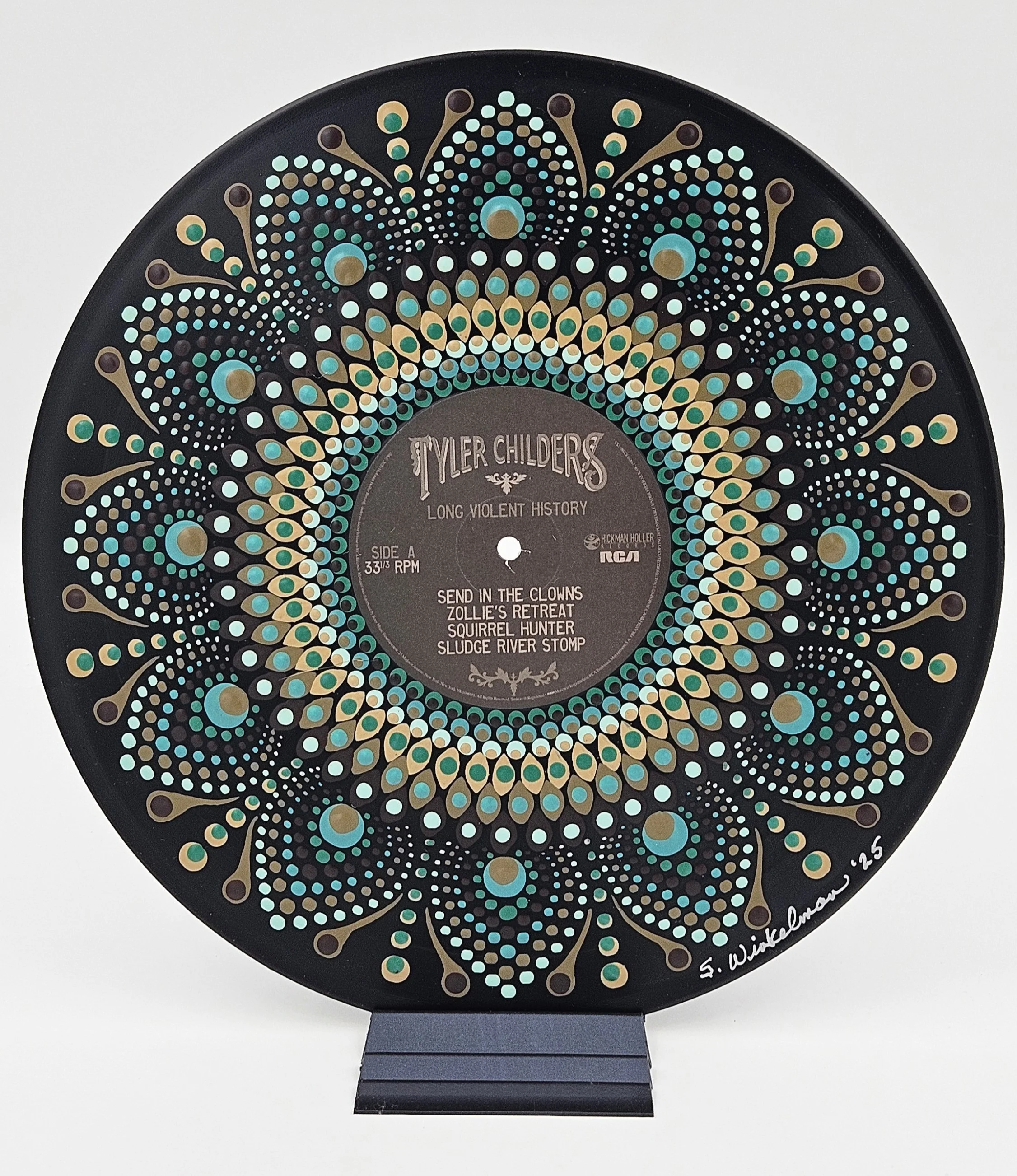Tyler Childers – Long Violent History | Hand-Painted Vinyl Record Wall Art