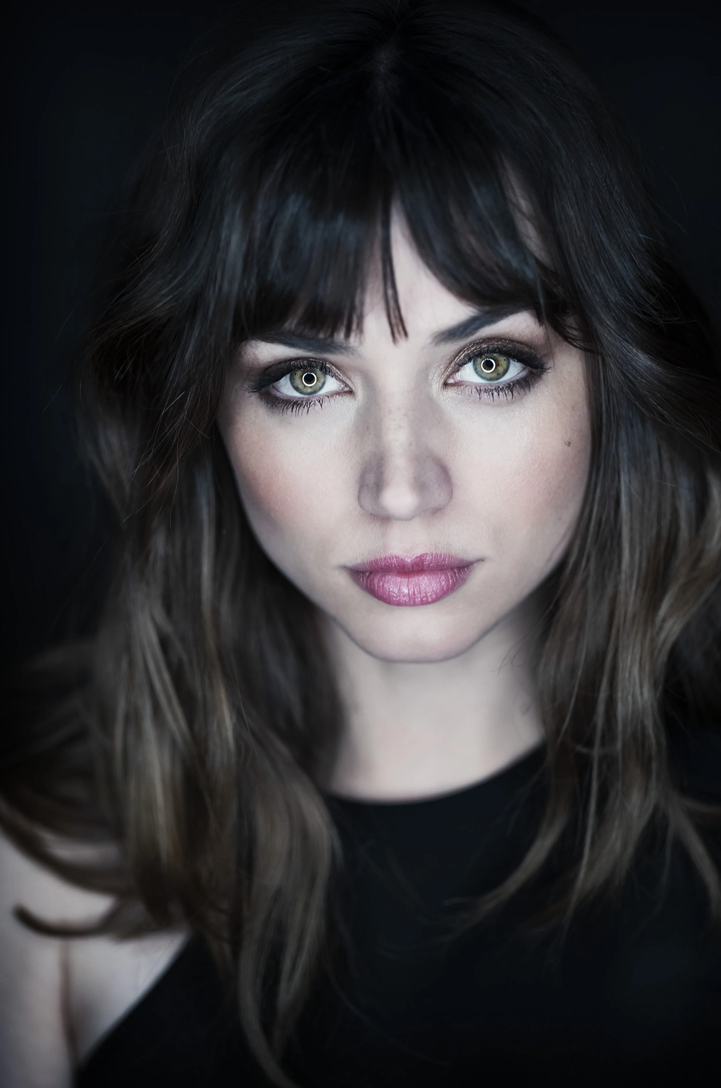 _Corazon_Ana de Armas-1003890-1 copy 2.jpg