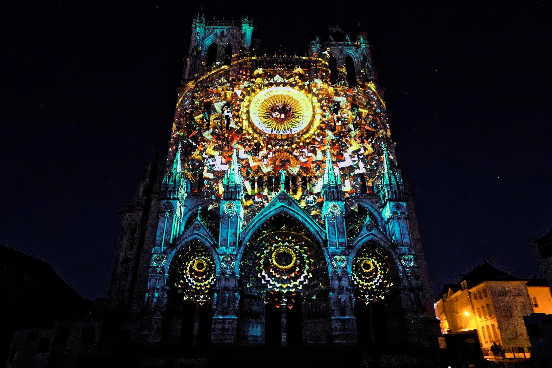 Chroma l’expérience monumentale