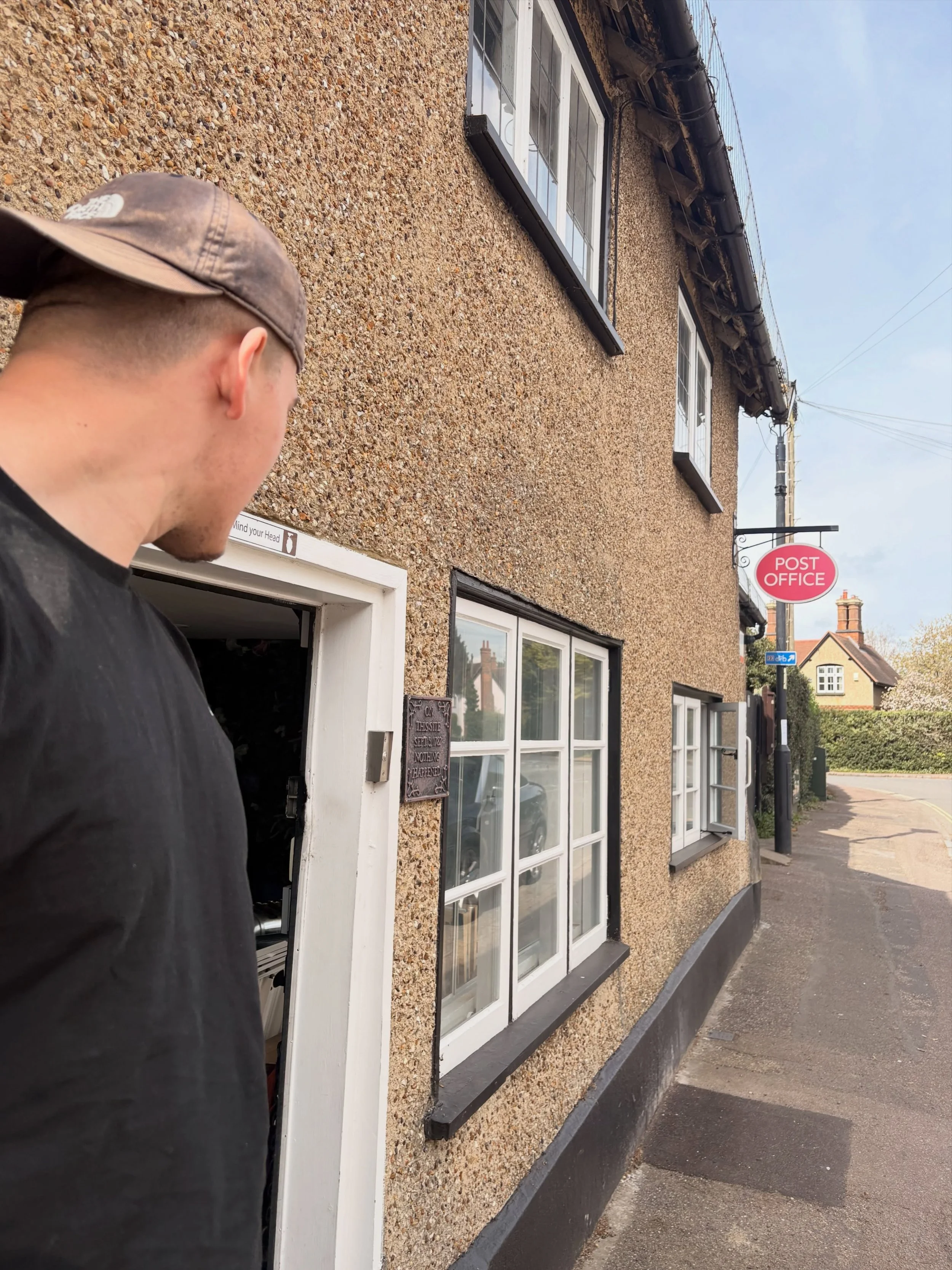 🚪💚 find the little green door.

We&rsquo;re tucked away in the heart of Elstow, right opposite Moot Hall and close to Elstow Abbey.

Behind the door you&rsquo;ll find, plenty of coffee, matcha, cake, sandwiches&hellip; and upstairs, a little art sh