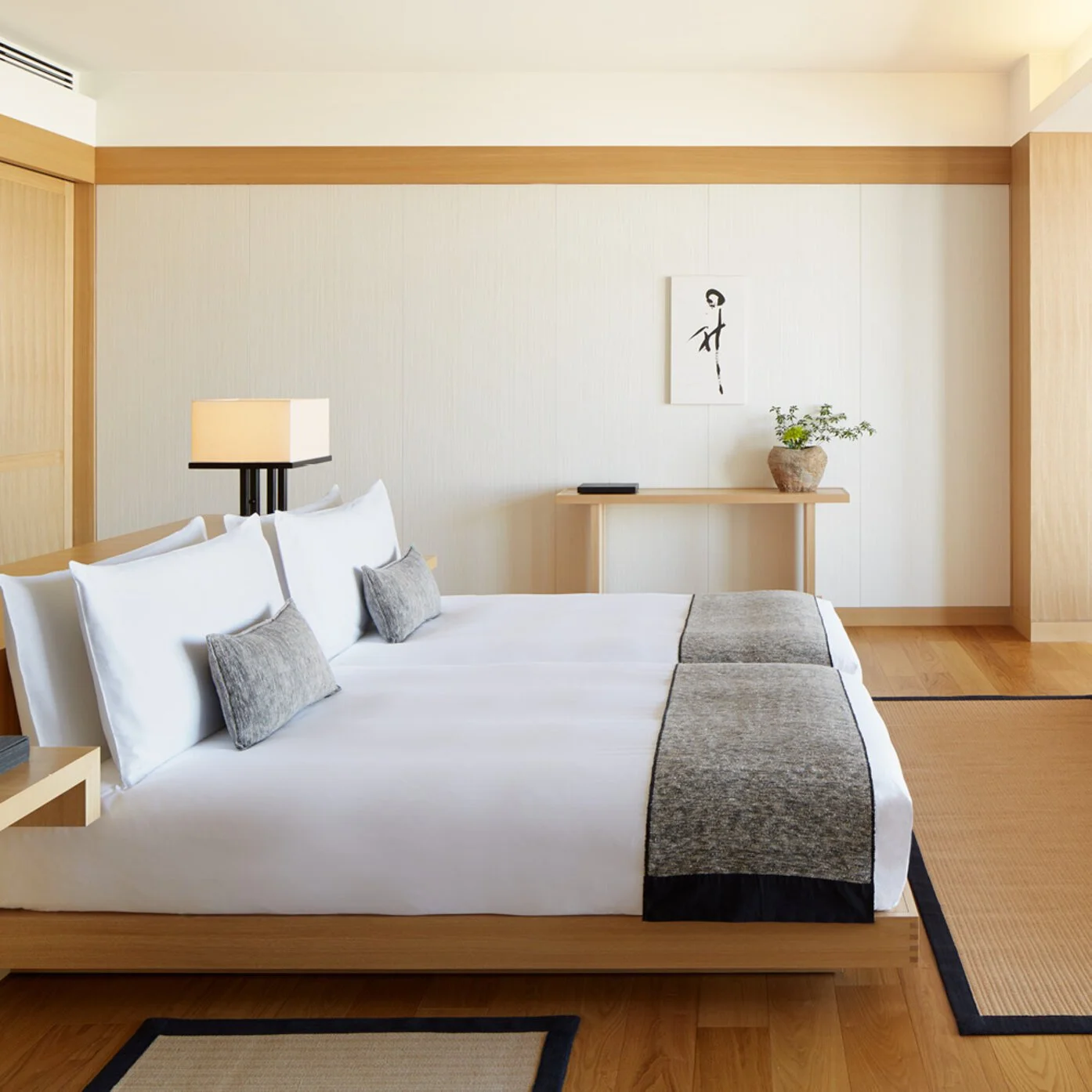 Deluxe Room, Aman Tokyo, Japan.jpg