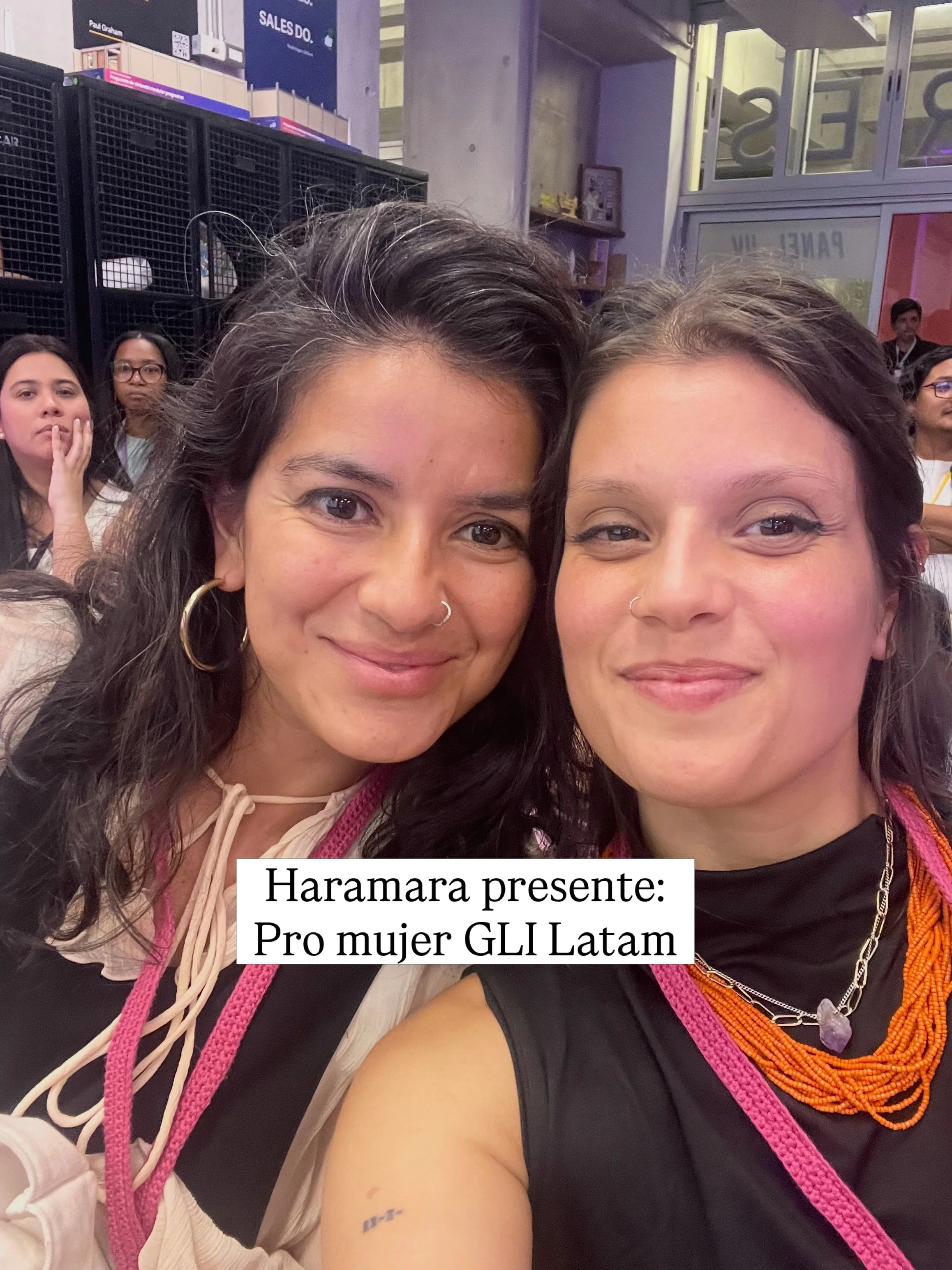 Un dia como hoy donde las mujeres se juntas, creamos mundos. Creamos momentum. Tomando el espacio que necesitamos. La violencia de Genero va mas alla de lugares comunes. 

En Haramara nos preocupamos de apoyar a mujeres que sufren transgresiones en c
