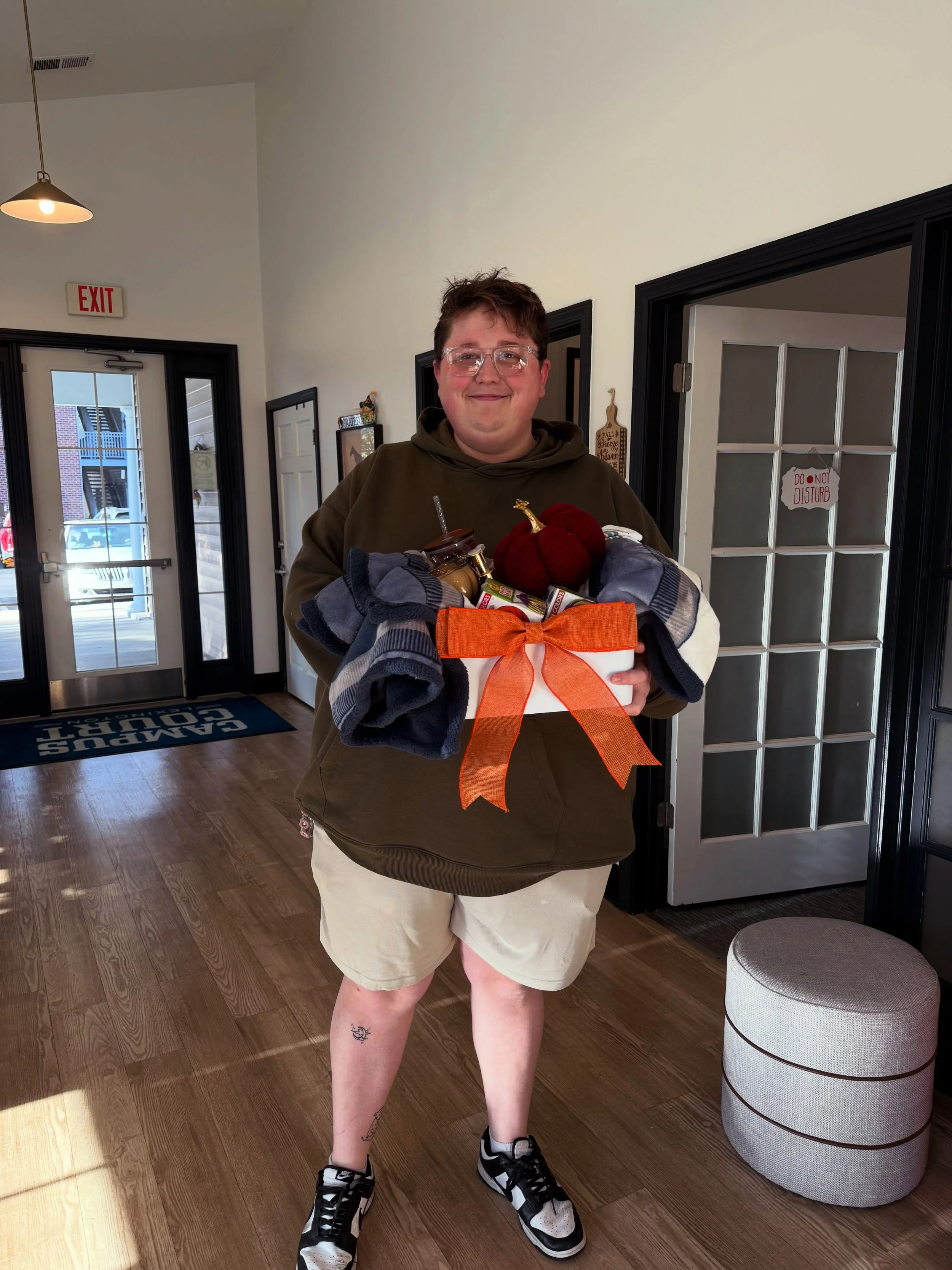Resident Appreciation Week Recap🧡🩵

We absolutely loved spoiling our residents last week. Residents were able to stop by the clubhouse each day for grab and go events with a final &ldquo;Guess How Many&rdquo; challenge for a Resident Appreciation B