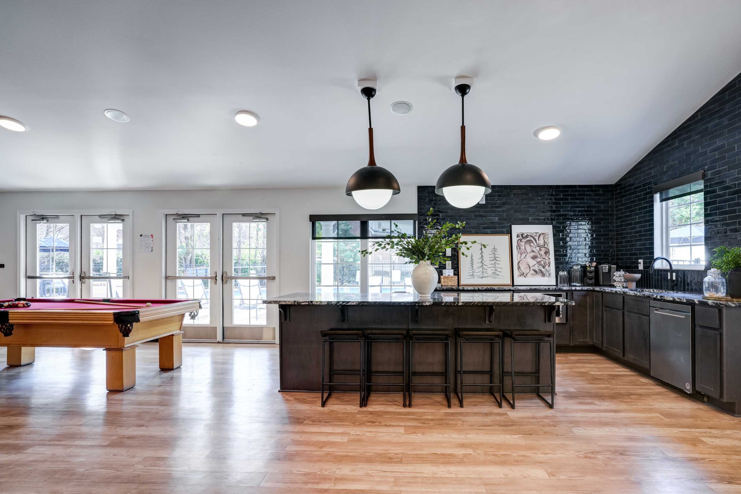 Campus Court Lexington | Student Apartments near UK | Resident Lounge with Coffee Bar