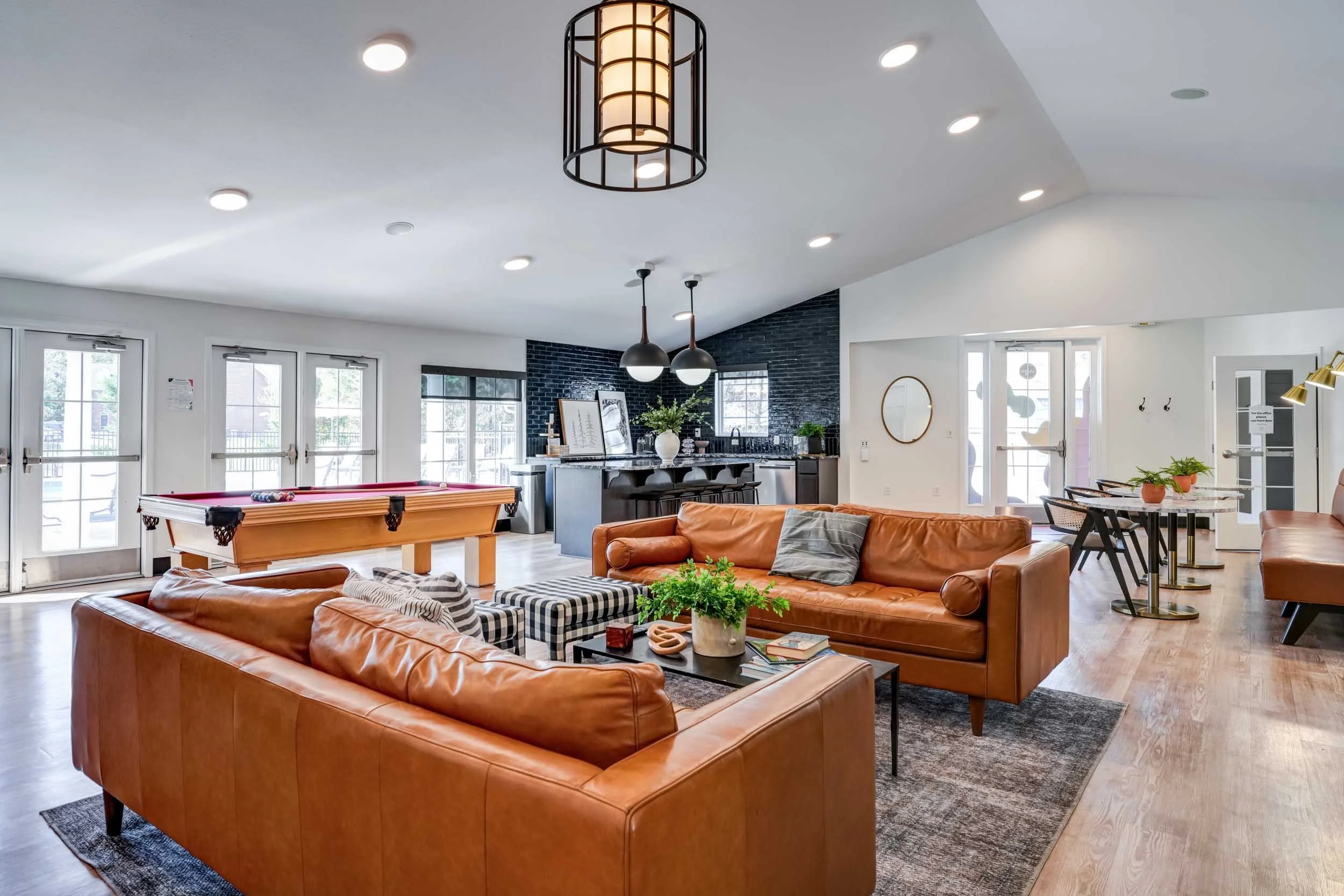 Campus Court Lexington | Student Apartments near UK | Resident Lounge