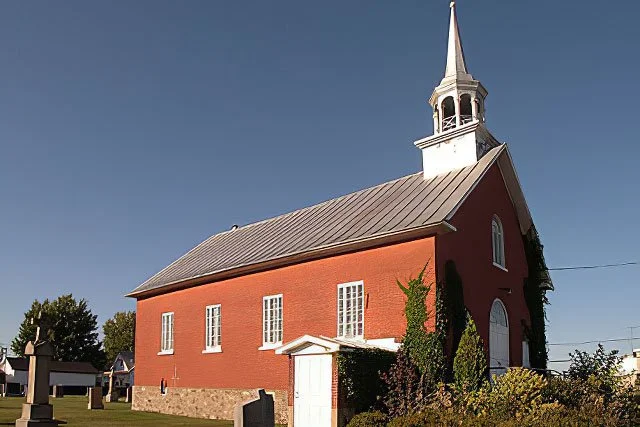 Prestations Publiques , 299 rue Sainte-Ursule L'Assomption