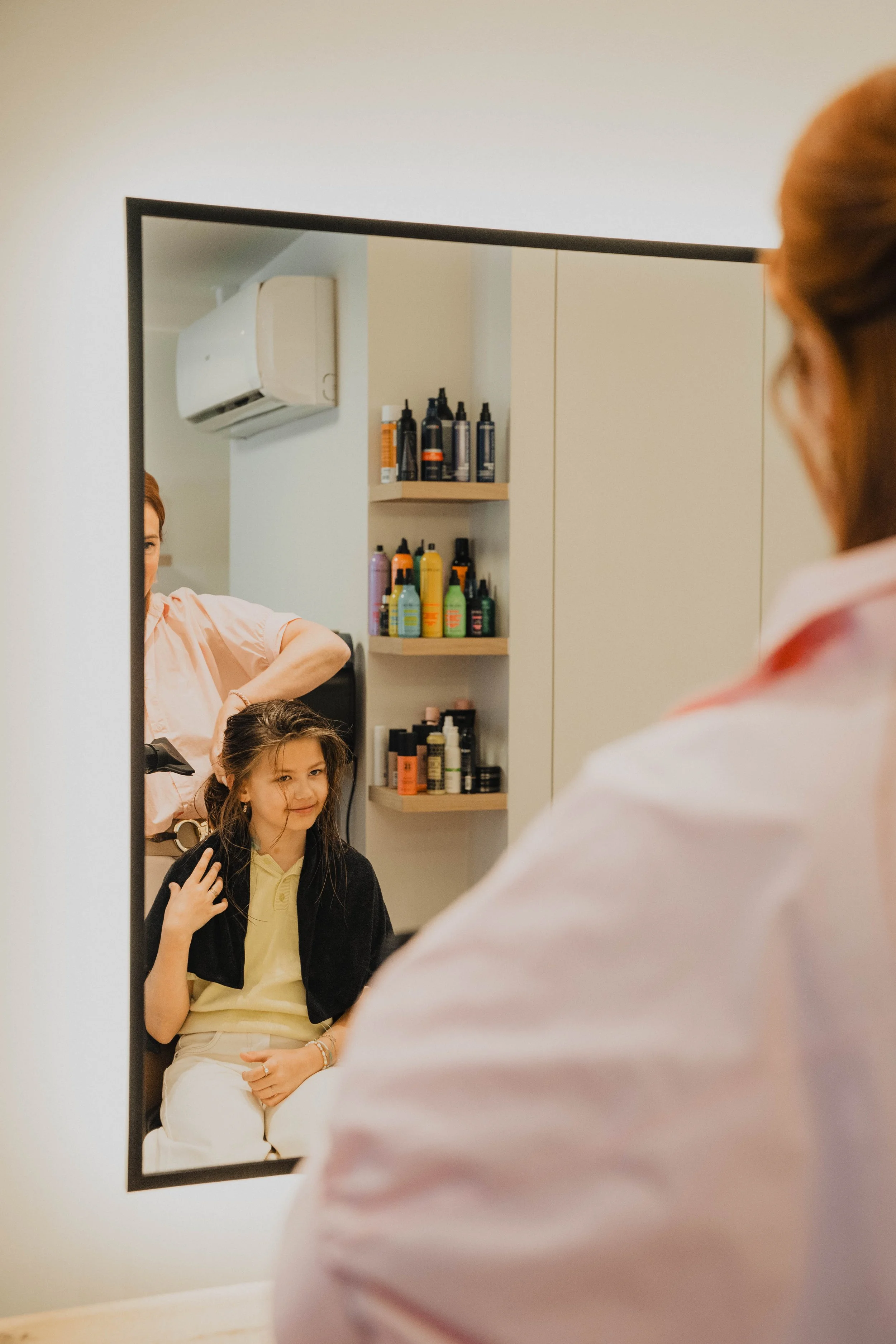 Verzorgde brushing en haarstyling in Wechelderzande
