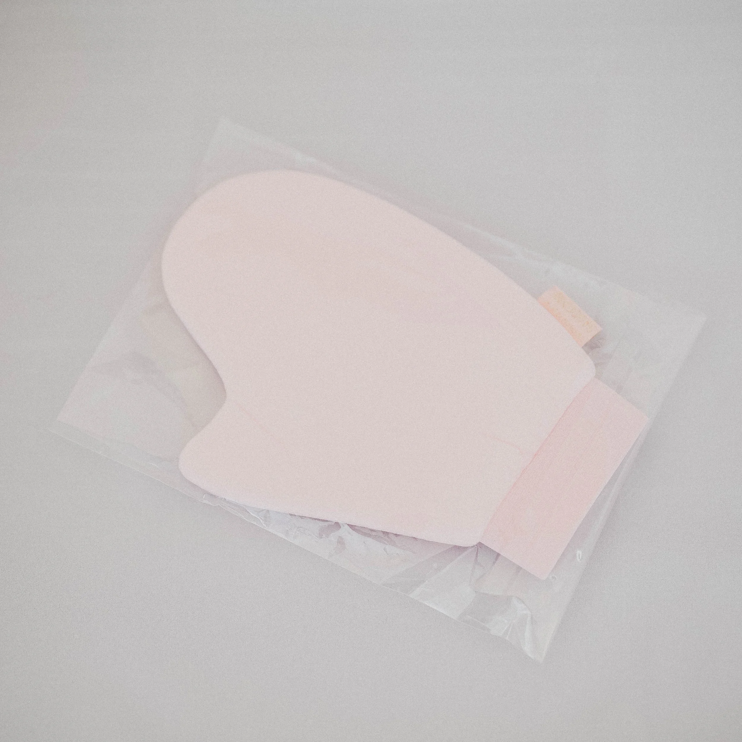 Roze Avenue - Tanning Mitt