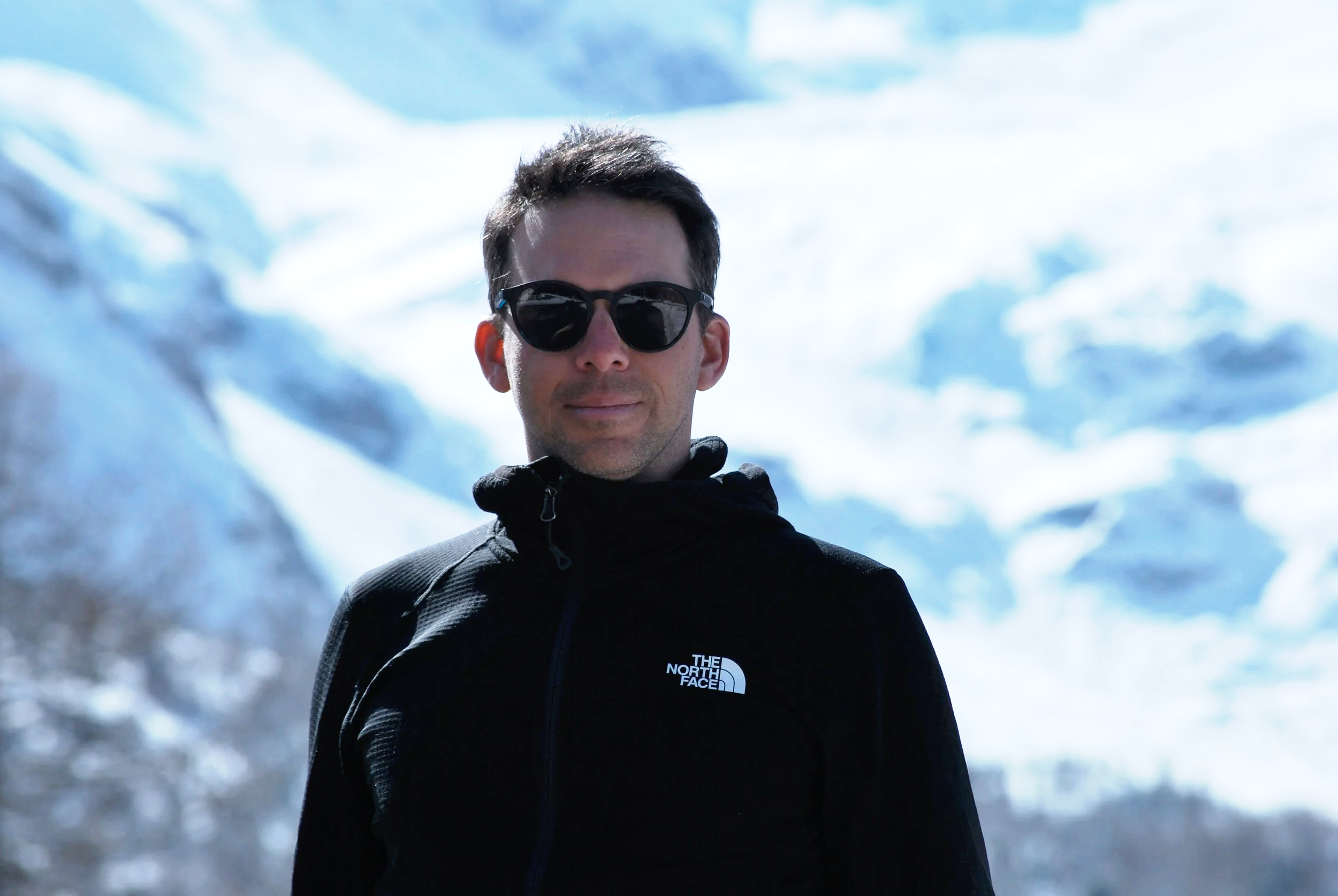 Experienced ski and snowboard instructor in St. Moritz, Switzerland.