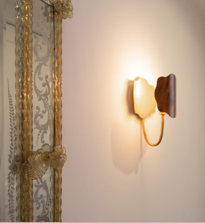 Pared_SconceNo1_TheOmbra_2.png