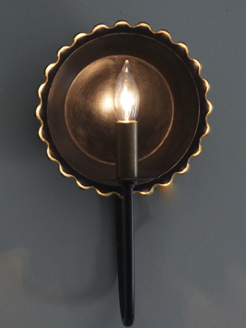 Pared_SconceNo1_PiePlate_1.png