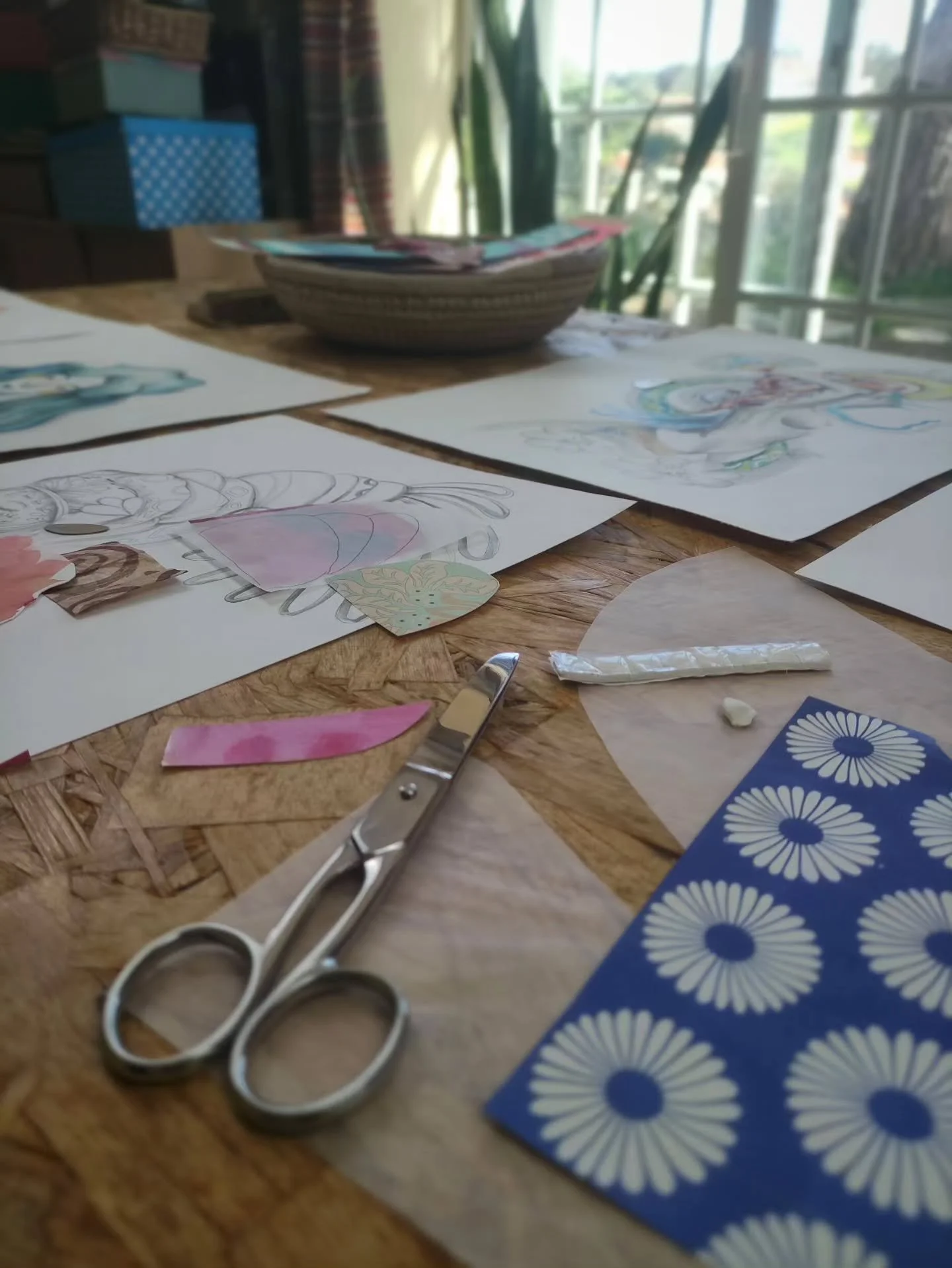 &ldquo;Samara&rdquo; &mdash; a journey through inner landscapes, with intuitive art, journaling, and rituals &mdash; reached the hands of its first women on Beltane, celebrating fertility in many forms. 🌸

I now bring &ldquo;Samara&rdquo; to the Spr