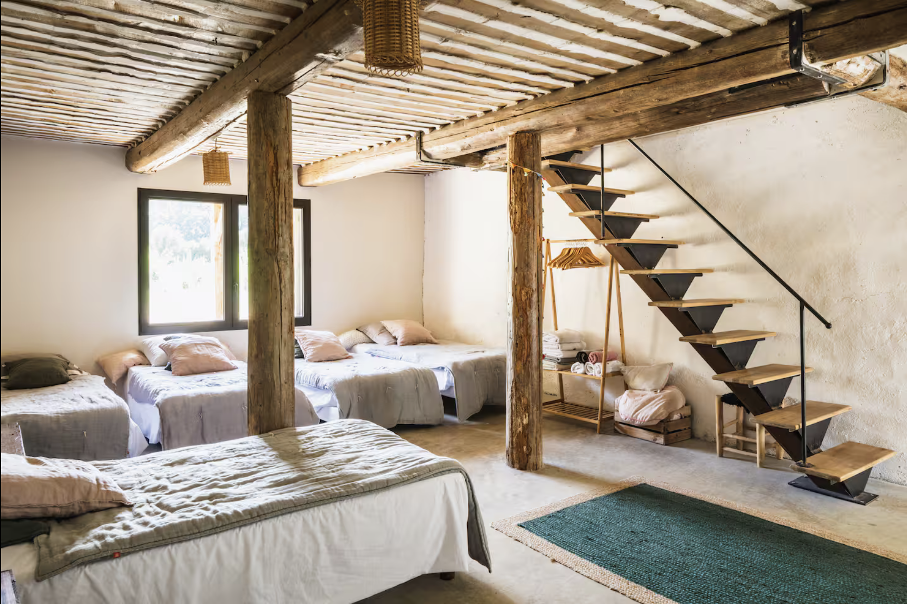 Female Only Dorm, £950pp