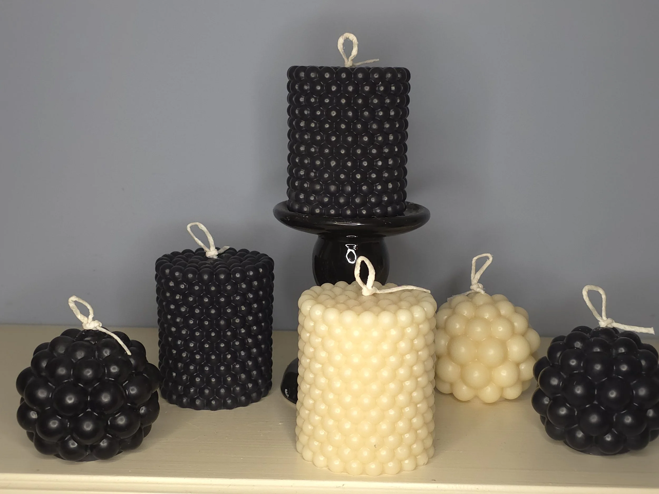 Stunning Bubble Texture Candles Set