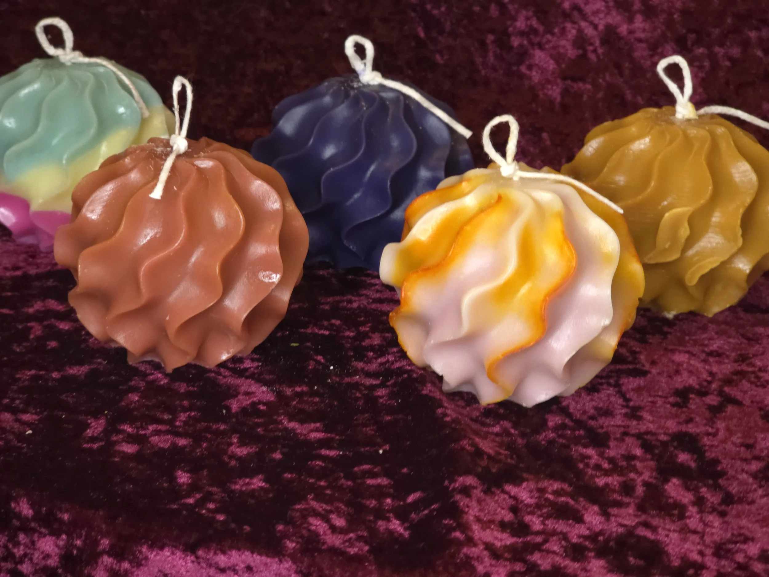 Decorative Wave Sphere Candles