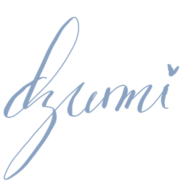 Stylized handwritten text 'dyumi' in blue on a black background.