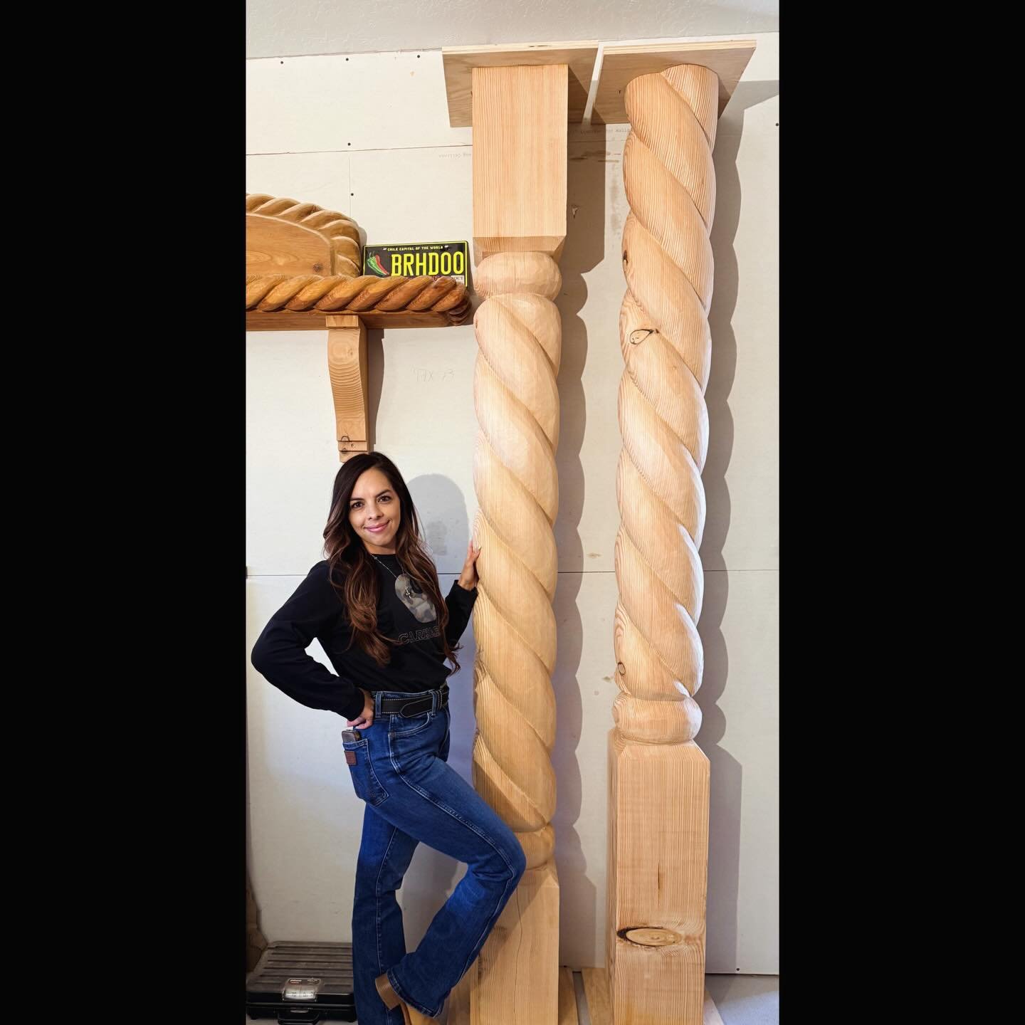 The boss lady loves my wood! She couldn&rsquo;t pass up a picture with the 10x10x8&rsquo; columns I&rsquo;m working on😊 
Next we jump into the 12x12x8&rsquo; and 14x14x8&rsquo; columns. They&rsquo;re gonna be massive! More pics coming soon 😎
 New M