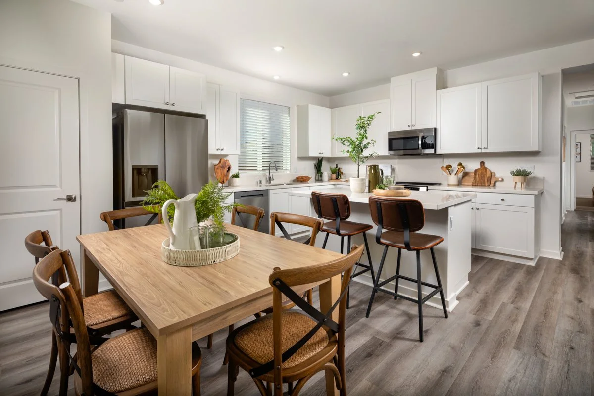 GS_Sagewind_Ranch_43539_Dining_Kitchen.jpg