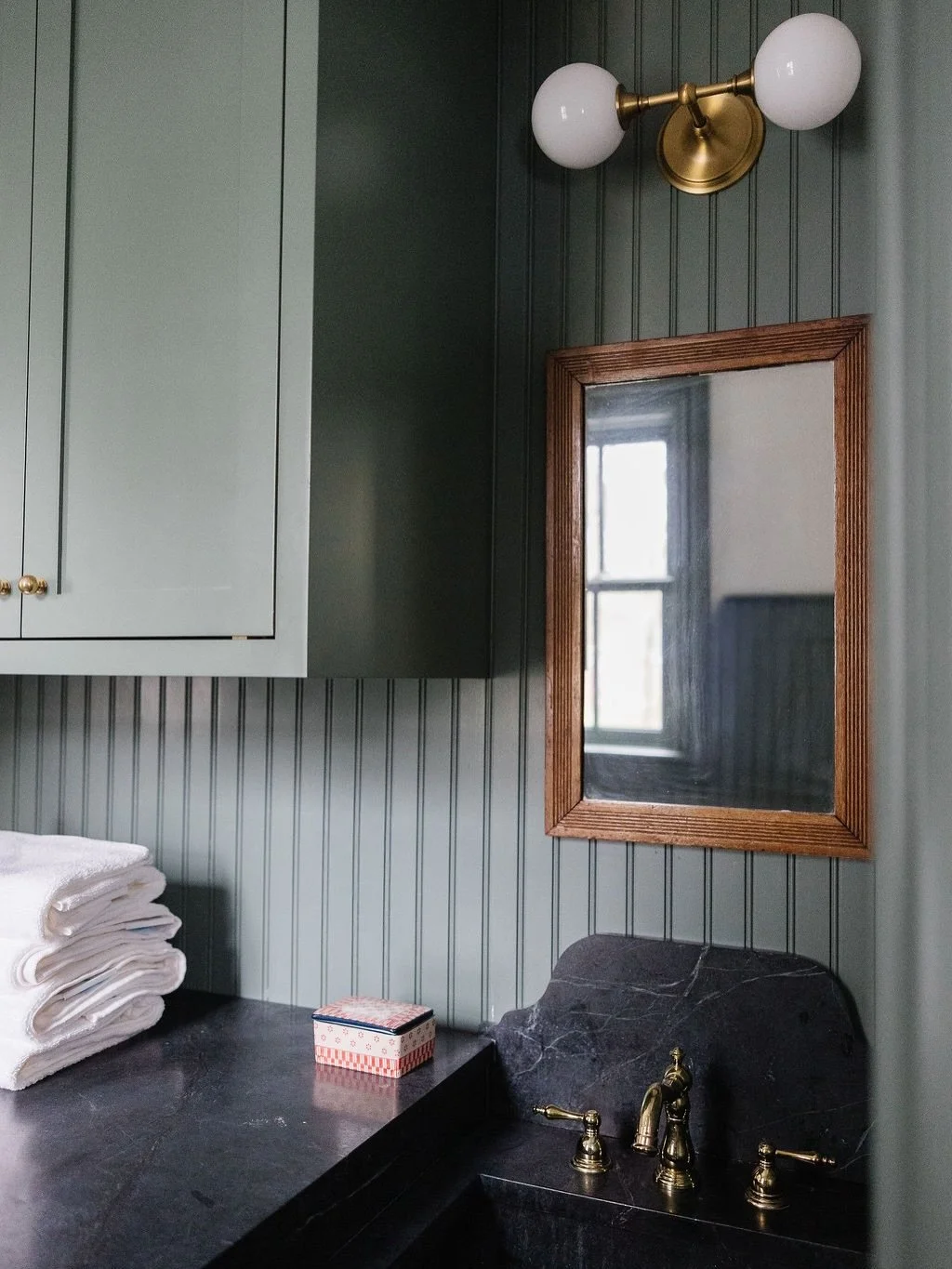 Let&rsquo;s be honest, laundry is the never ending household chore that can feel totally and completely overwhelming. BUT when you get to do it in a room that looks like this, the most dreaded of all of the household chores all of the sudden becomes 