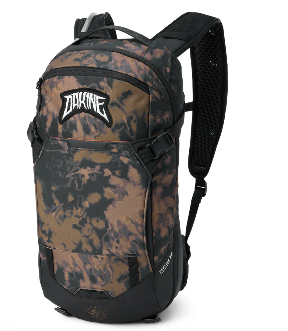 Team Drafter Backpack 14L X Graham Agassiz.png