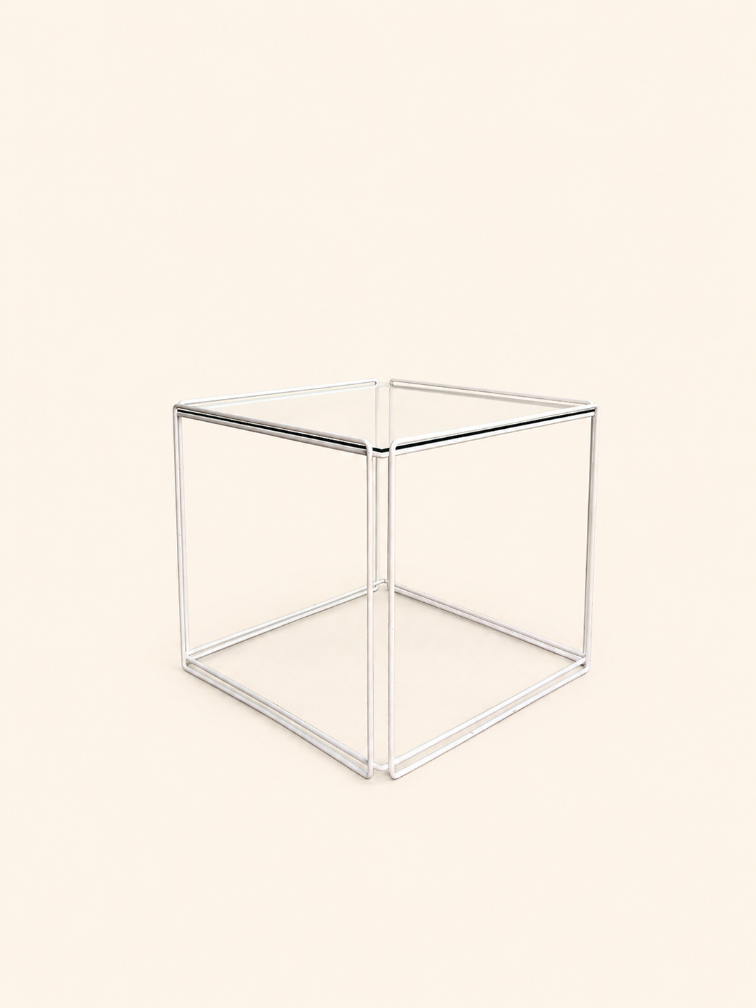 Isocele Sidetable, Max Sauze, 1970s_2.png
