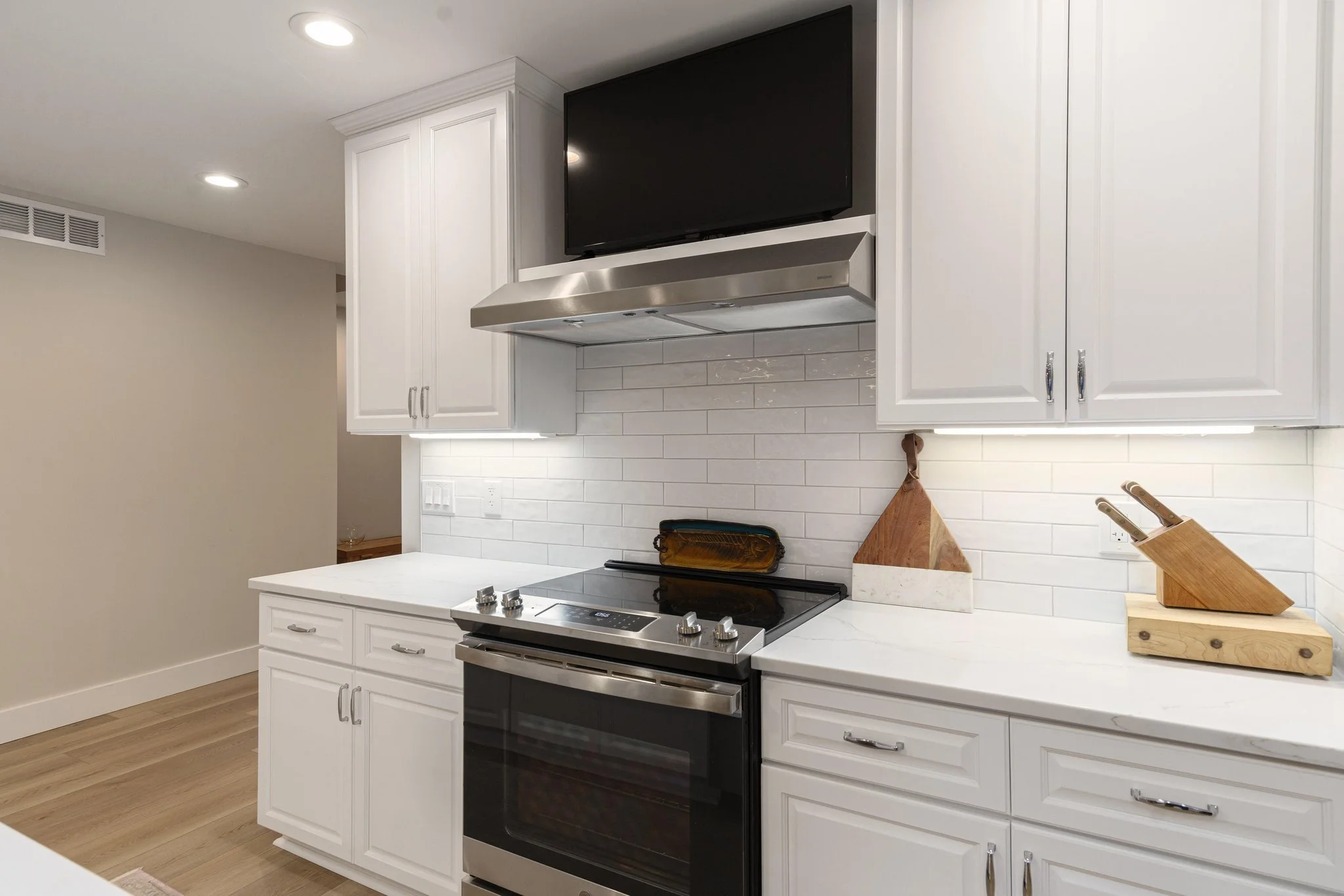 High-end kitchen remodel with quality craftsmanship and finishes