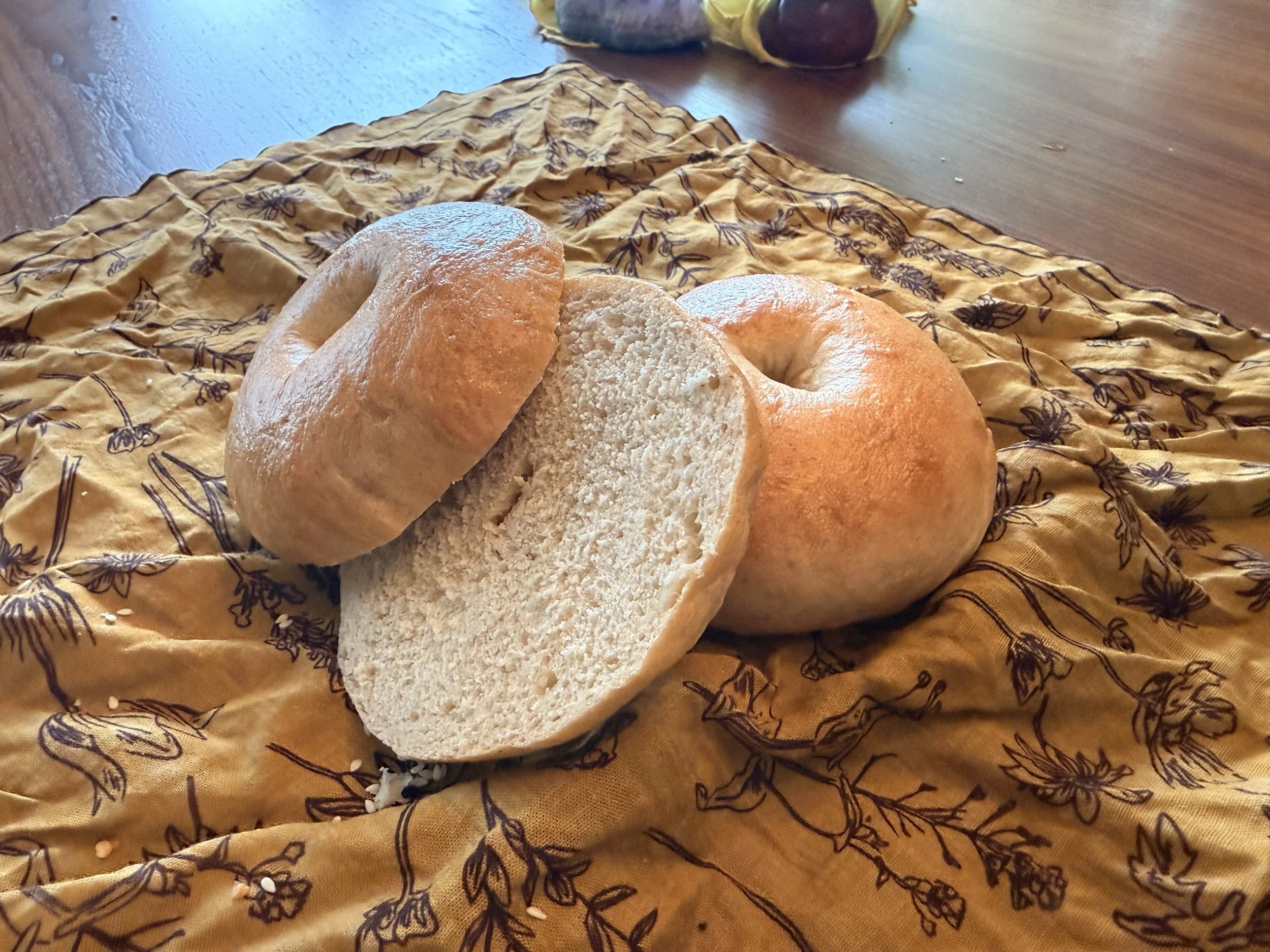 1/2 Bag Plain Sourdough Bagels (4)