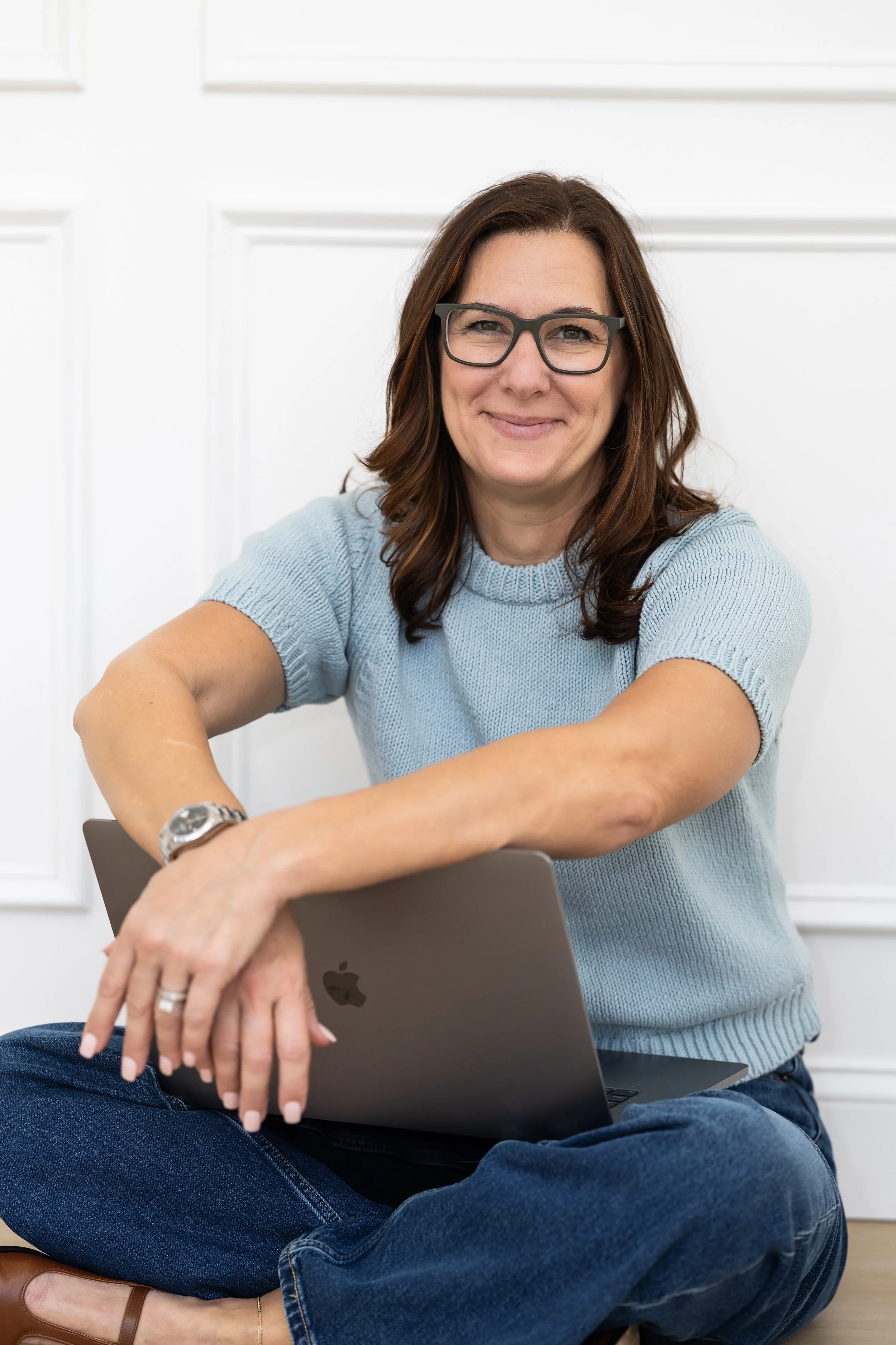 Dr. Raquel Anderson, licensed mental health professional and divorced mom of three