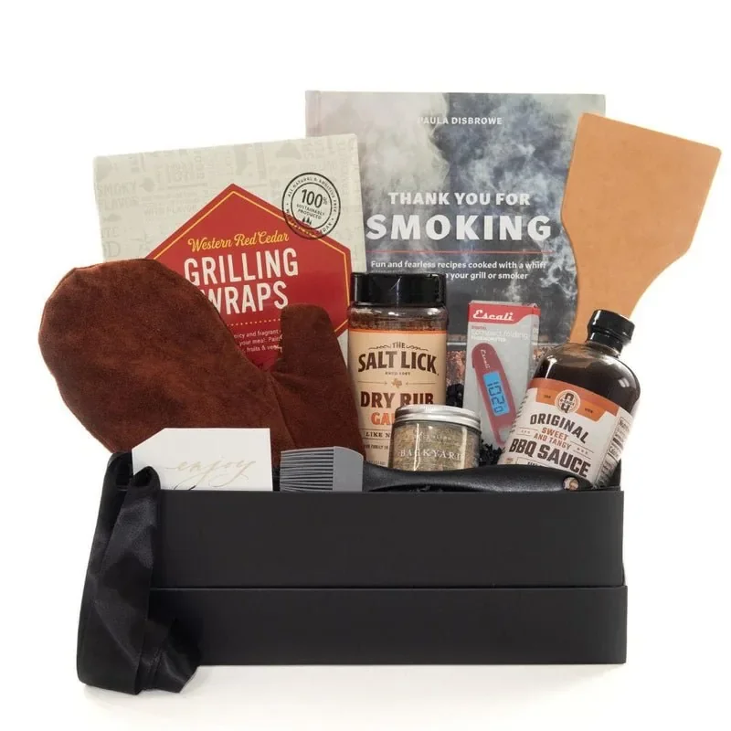 bbq-grilling-gift-set-with-oven-mitt-spatula