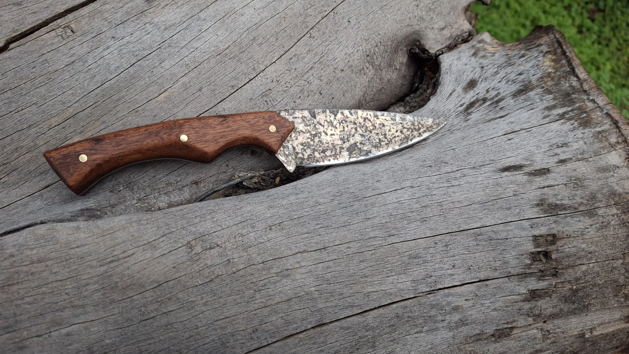 Antiqued Drop Point