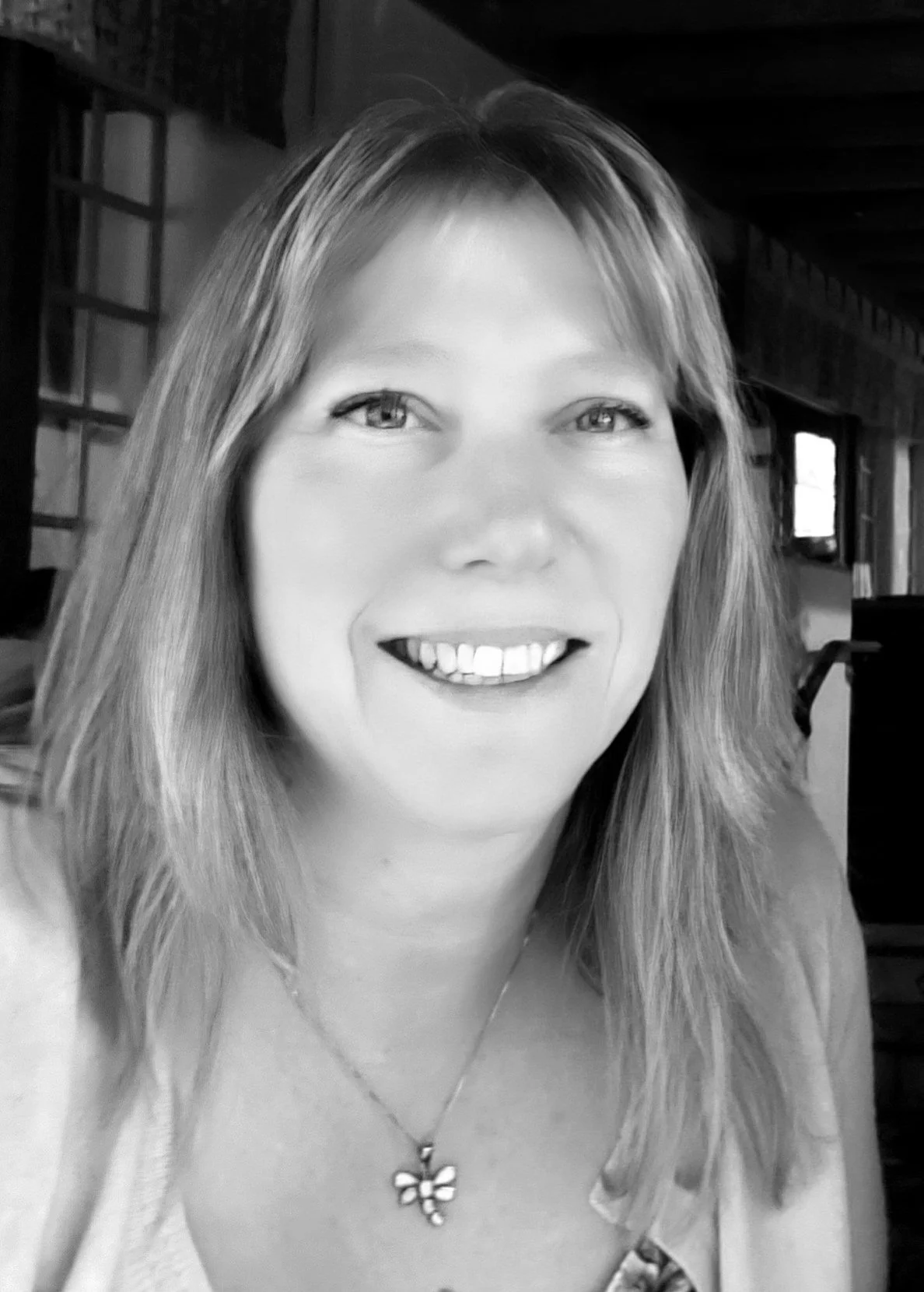female voiceover talent for radio station imaging
