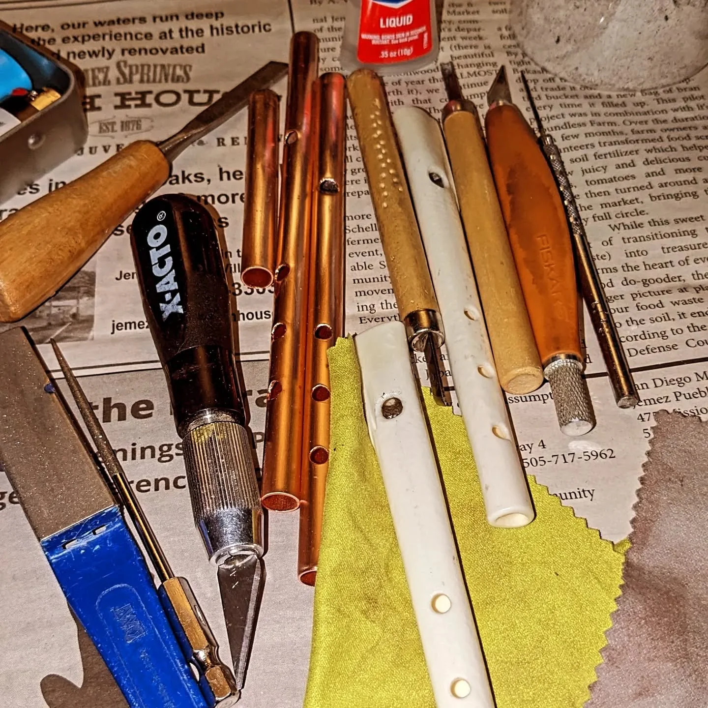 A few flute things ☺️🎶🎵🎼🦃🦃

#flutes #copperpipe #turkeybone #Jemezfluteplayer #flutemaking