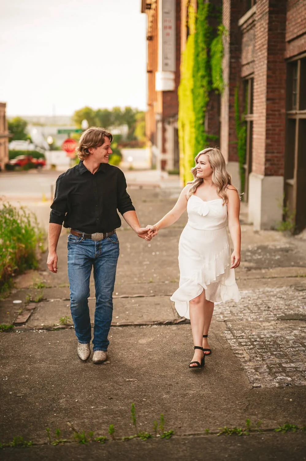 downtown peoria il engagement session-6.jpg