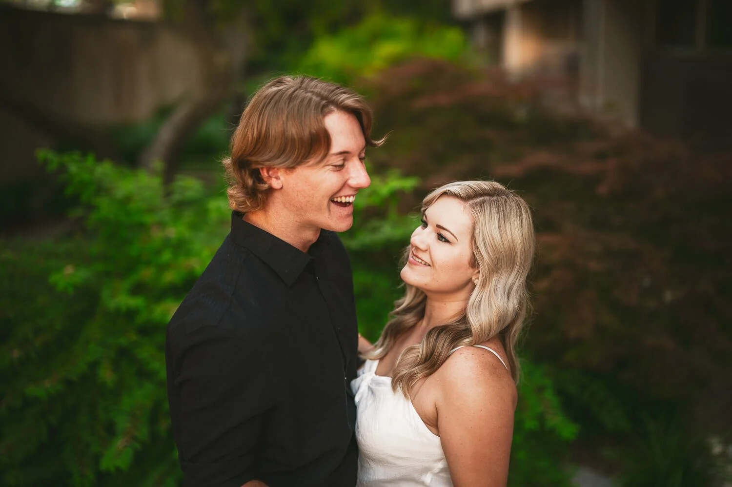 downtown peoria il engagement session-9.jpg