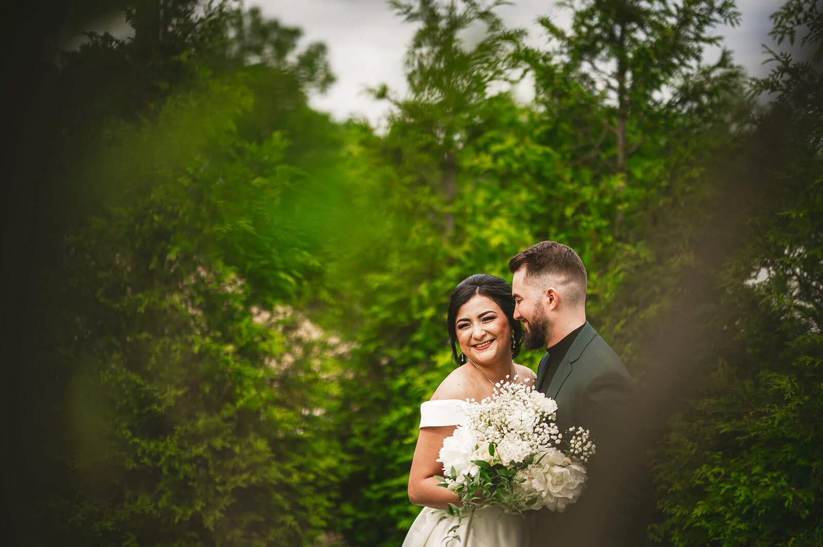 How To Look Natural In Wedding and Engagement Photos