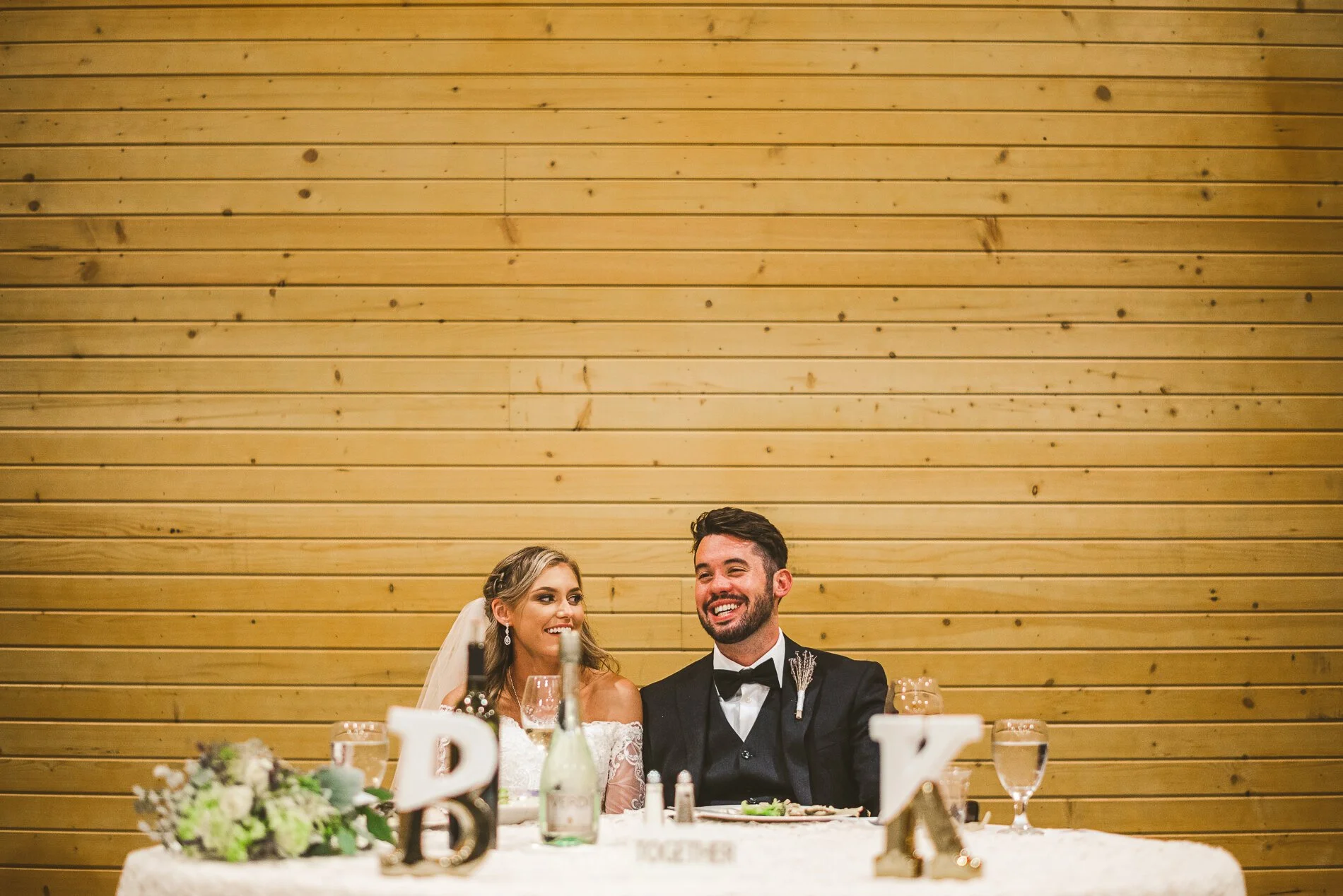 hidden lake winery aviston illinois wedding photography-27.jpg
